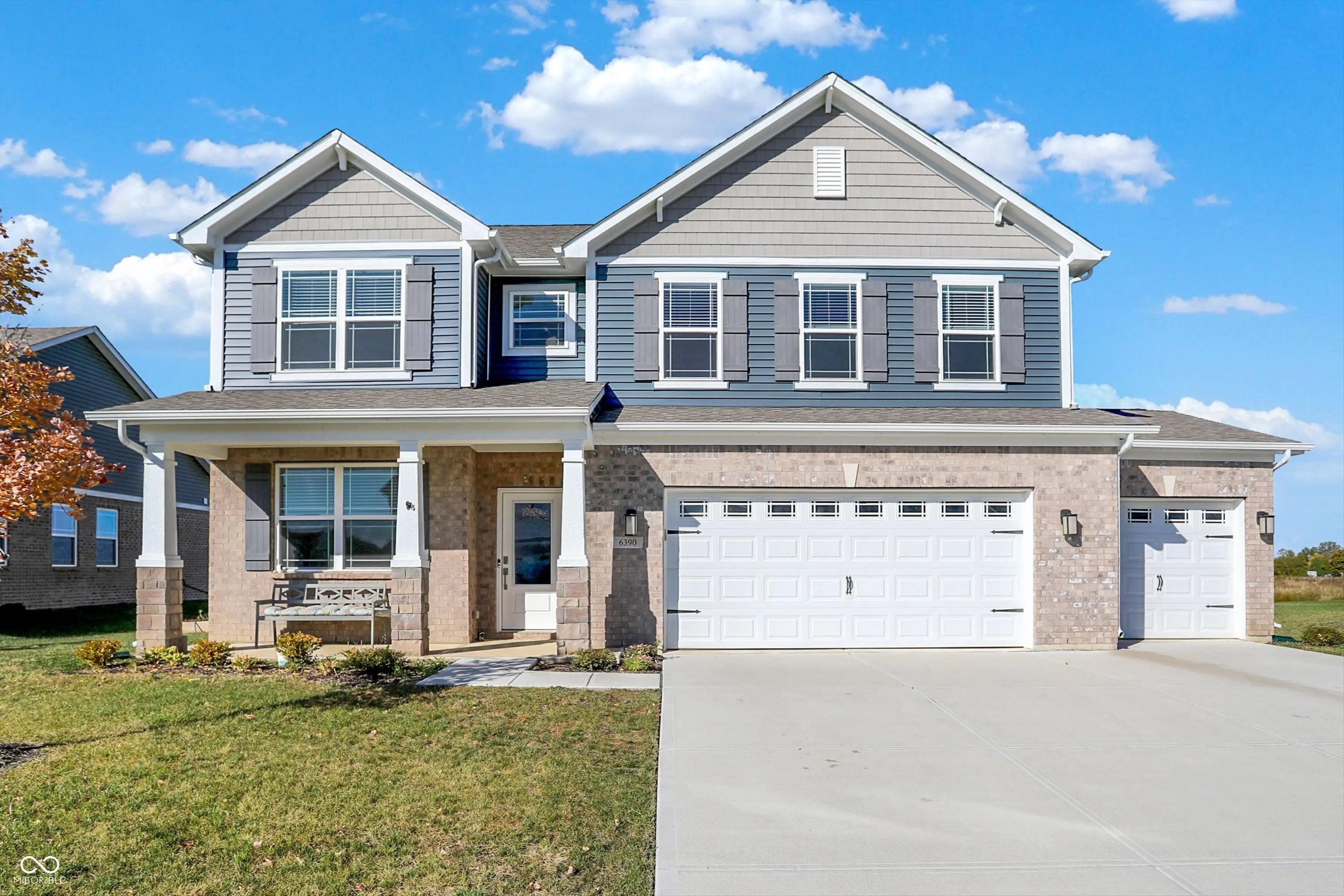 6390 Flag Stop Drive, Whitestown