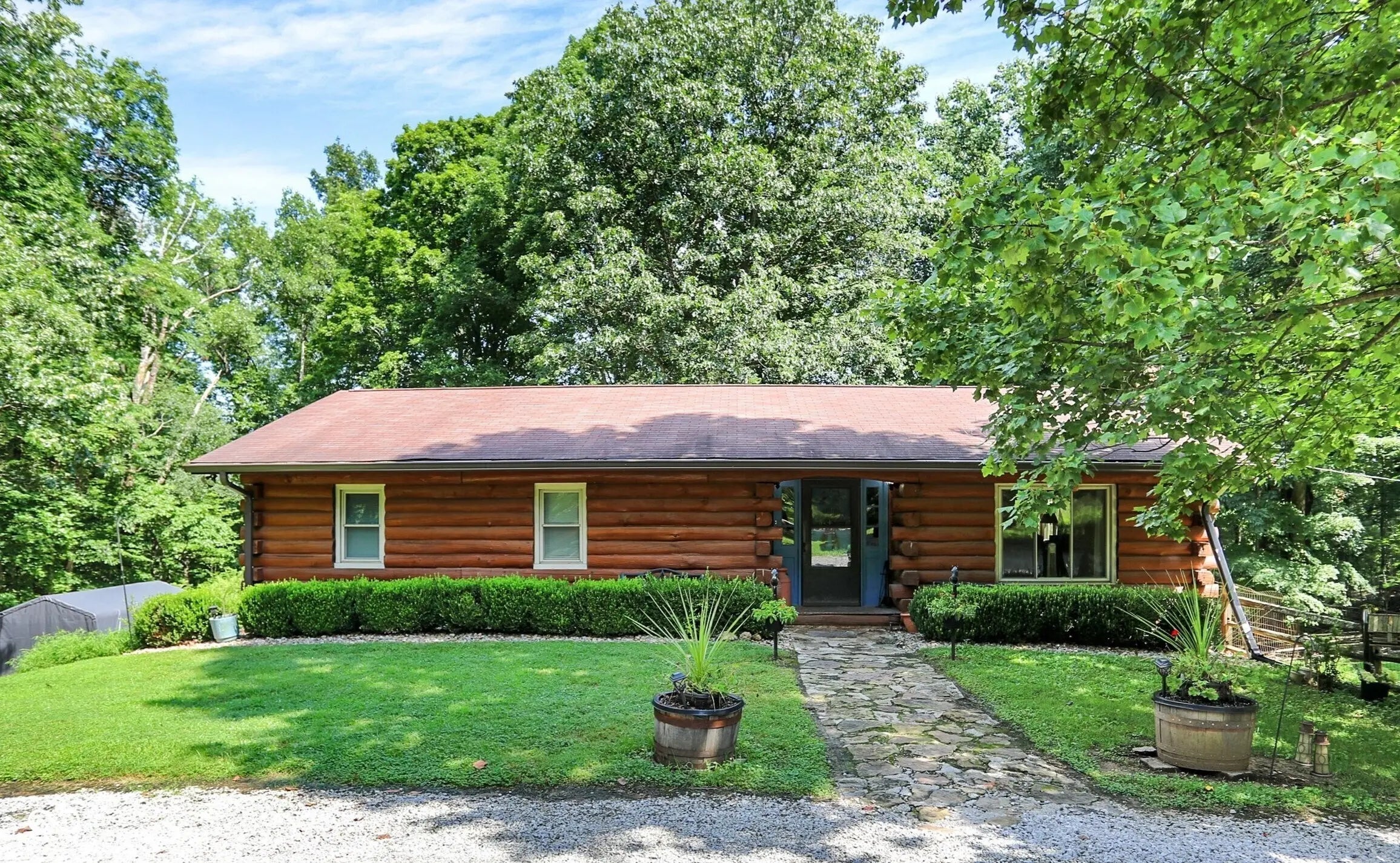 6475 E Lampkins Ridge Road, Bloomington