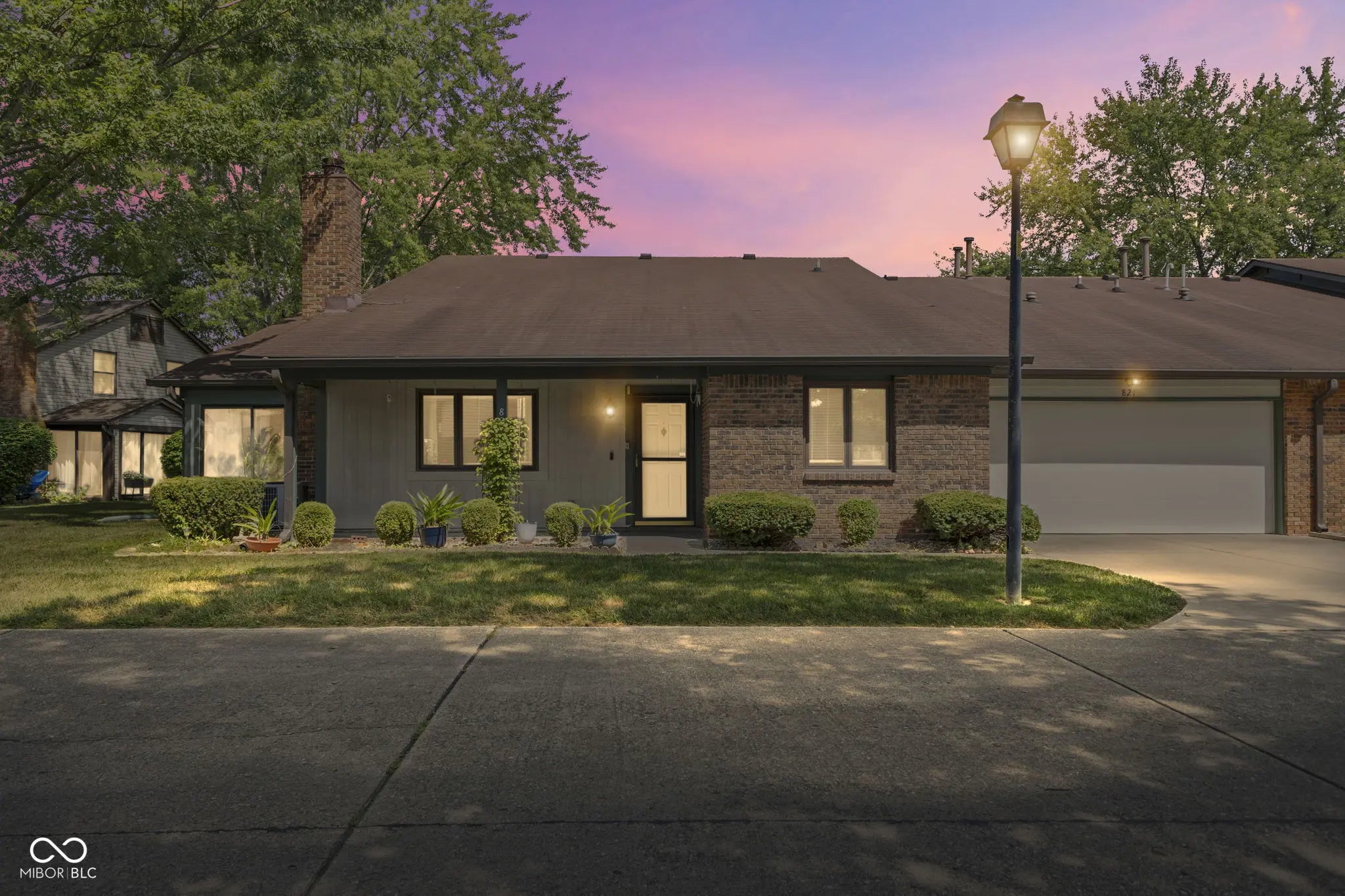 821 Chapel Pines Drive W, Indianapolis