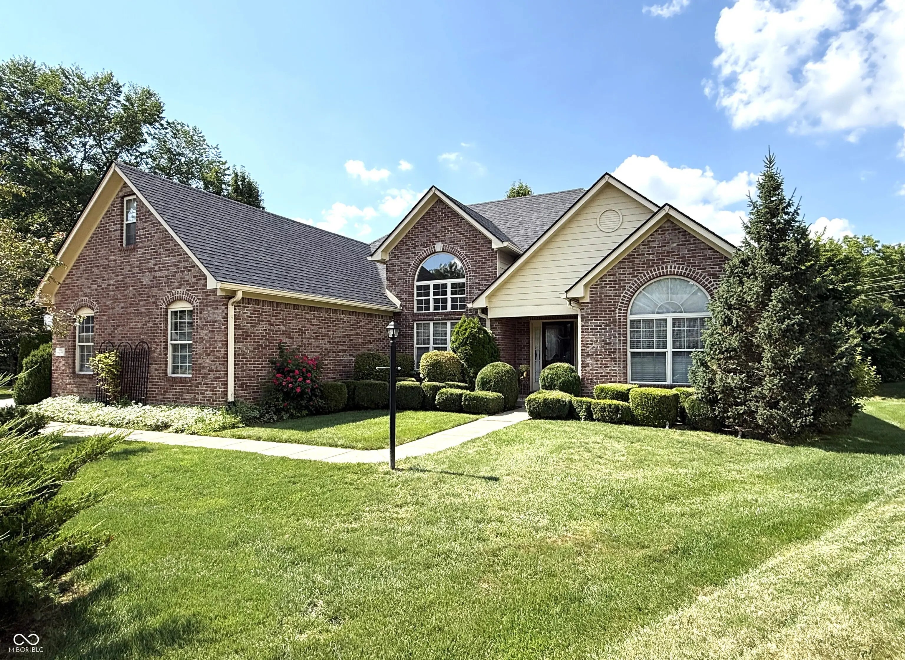 7312 Apple Cross Circle, Avon