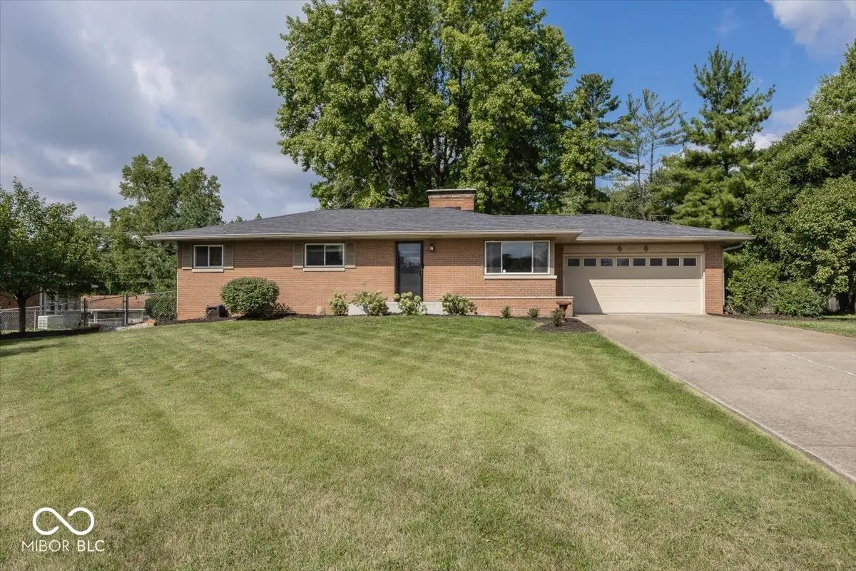 6054 Wexford Road, Indianapolis