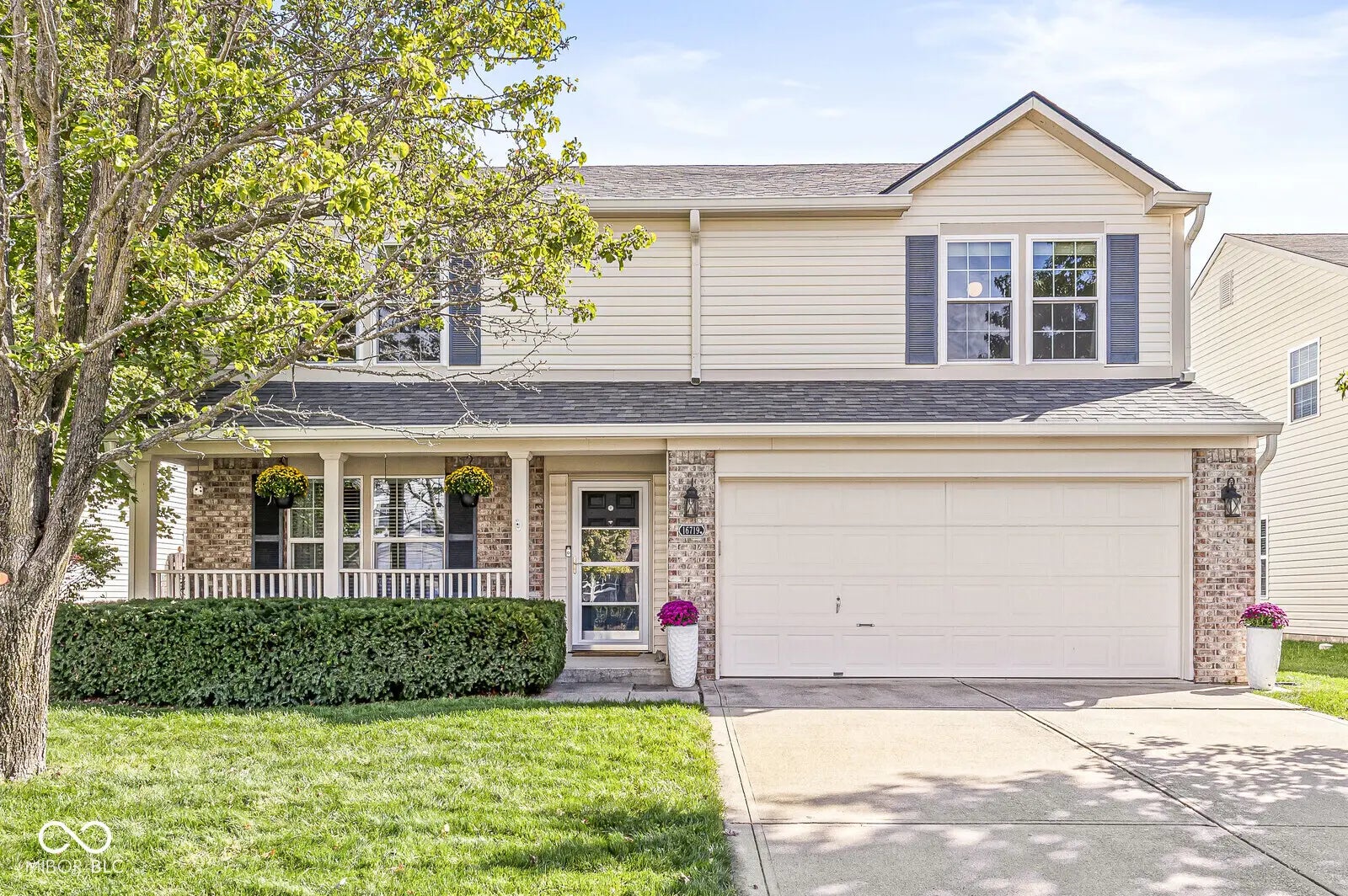 16719 Greensboro Drive, Westfield