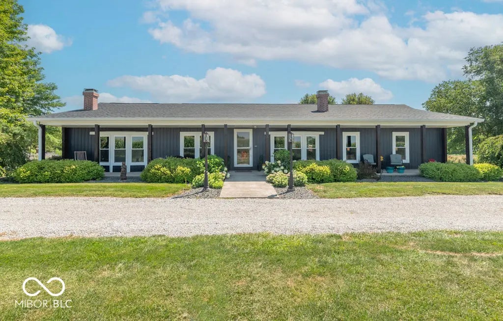 Photo of 7135 N County Road 300 W Lizton, IN 46149