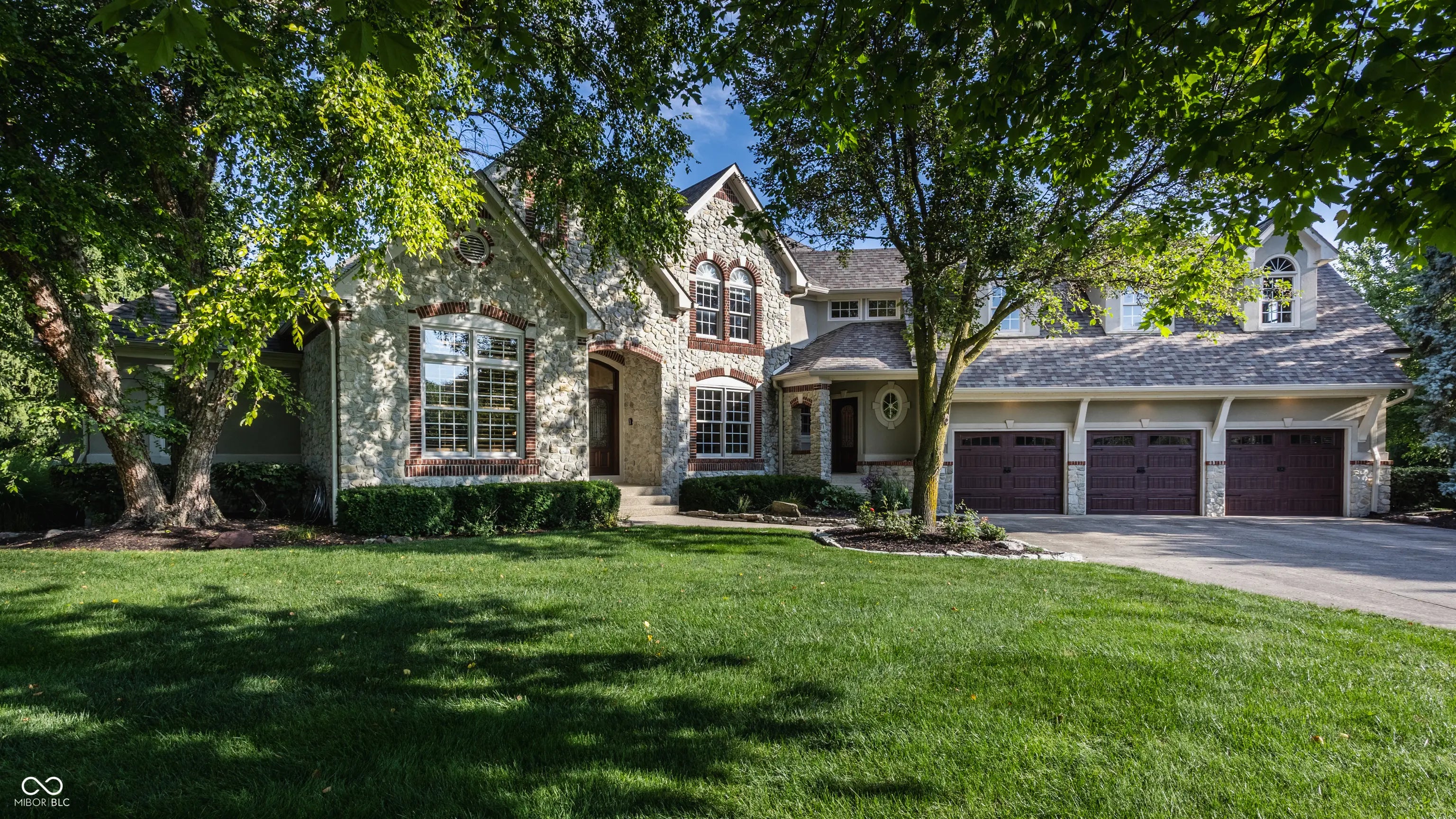 8920 William Penn Circle, Indianapolis