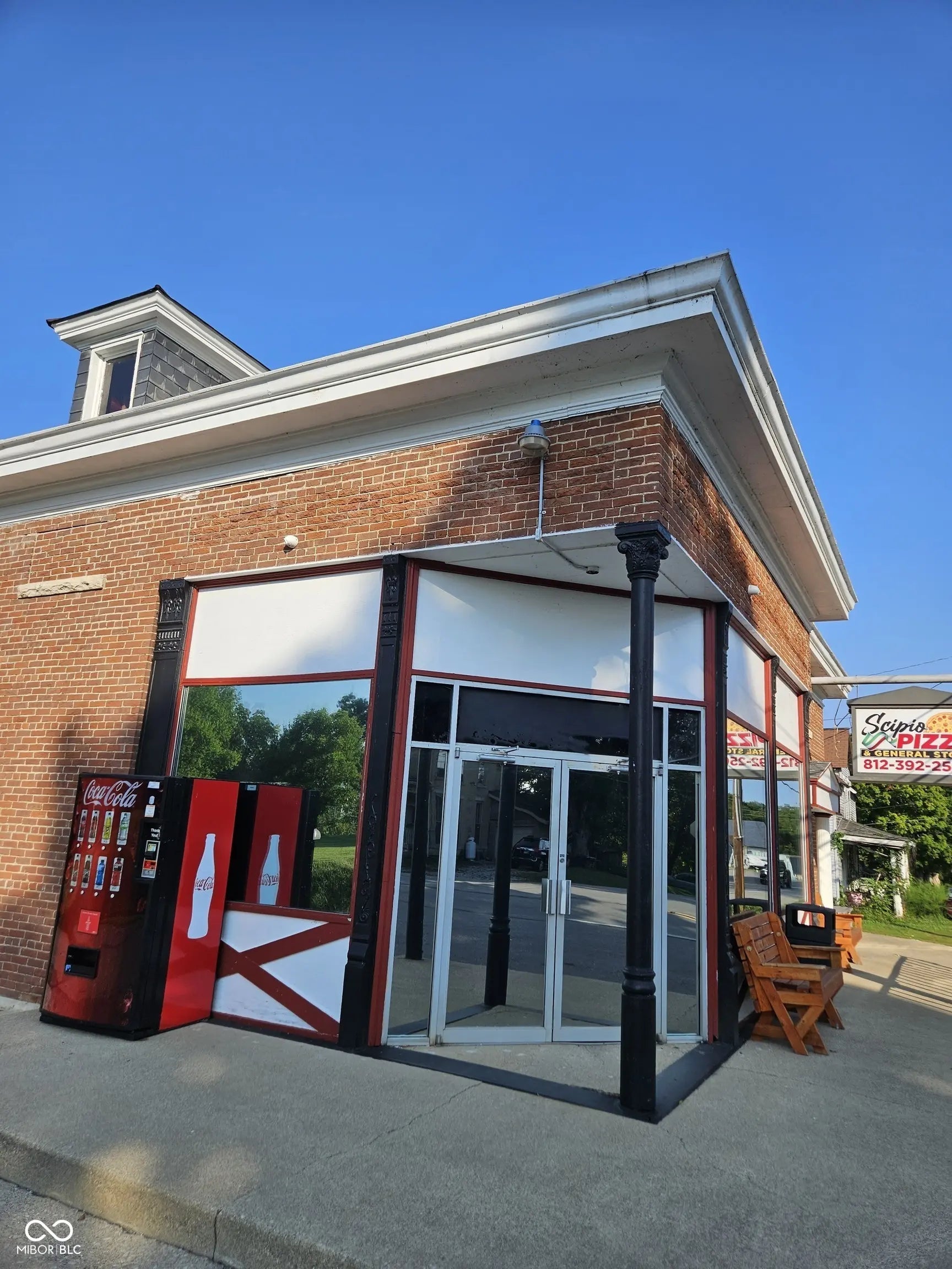 6595 N State Highway 7, Scipio