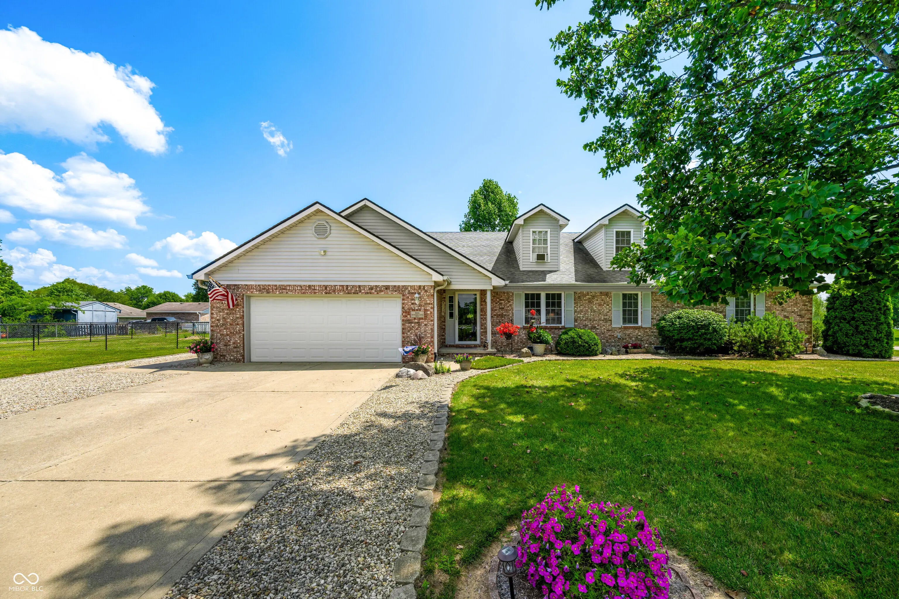 8245 Henderson Ridge Drive, Mooresville