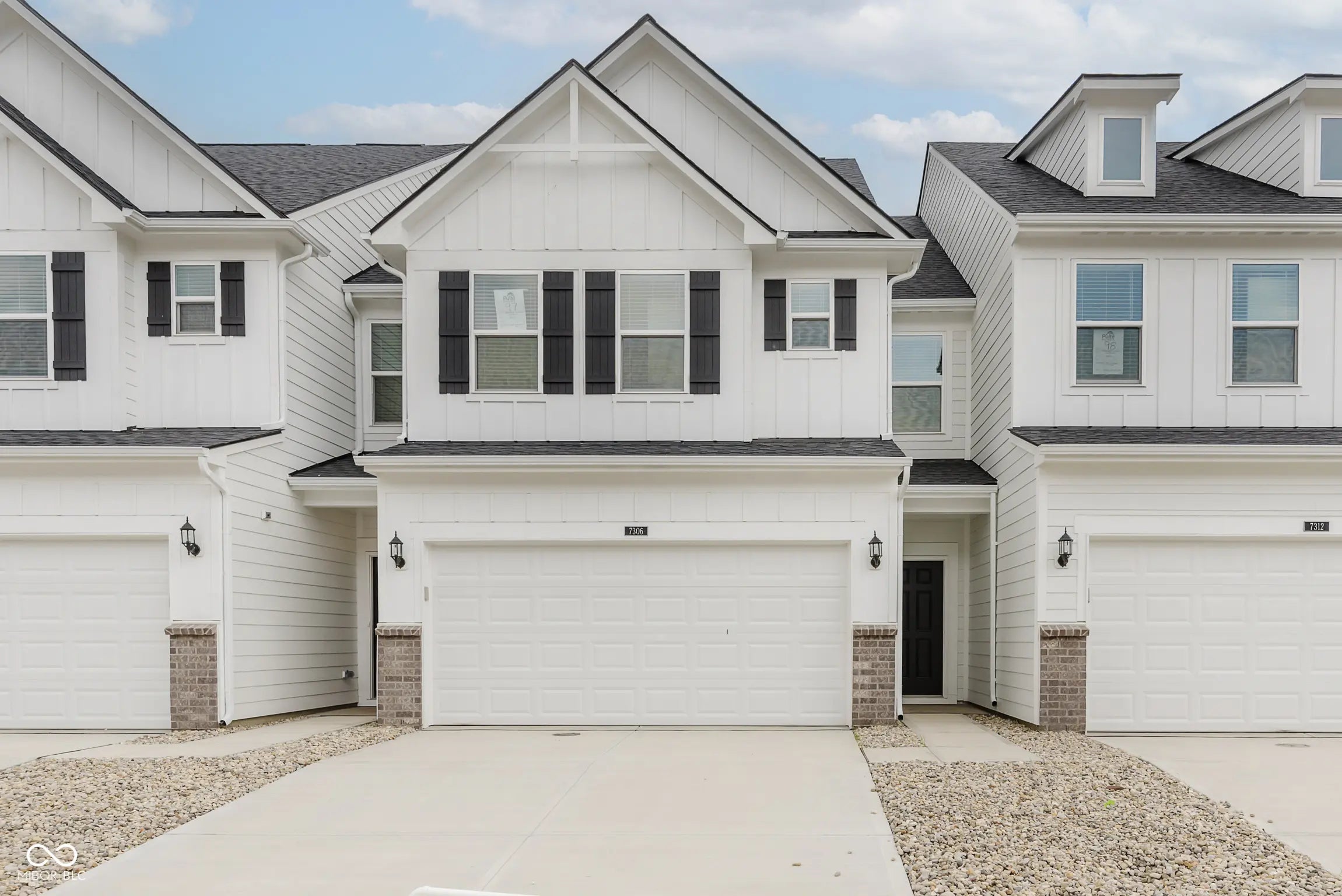 7331 Shroyer Way MLS 22056181 Towns At Riverwest photo 1