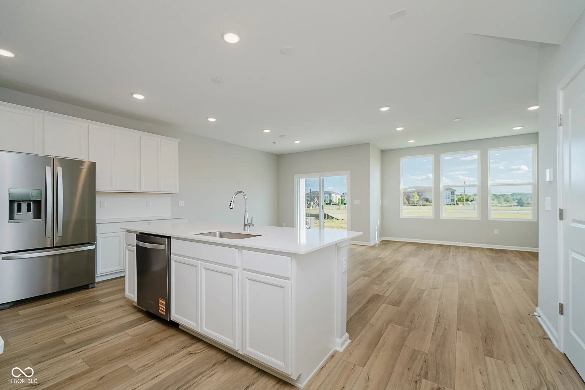 7331 Shroyer Way MLS 22056181 Towns At Riverwest photo 2