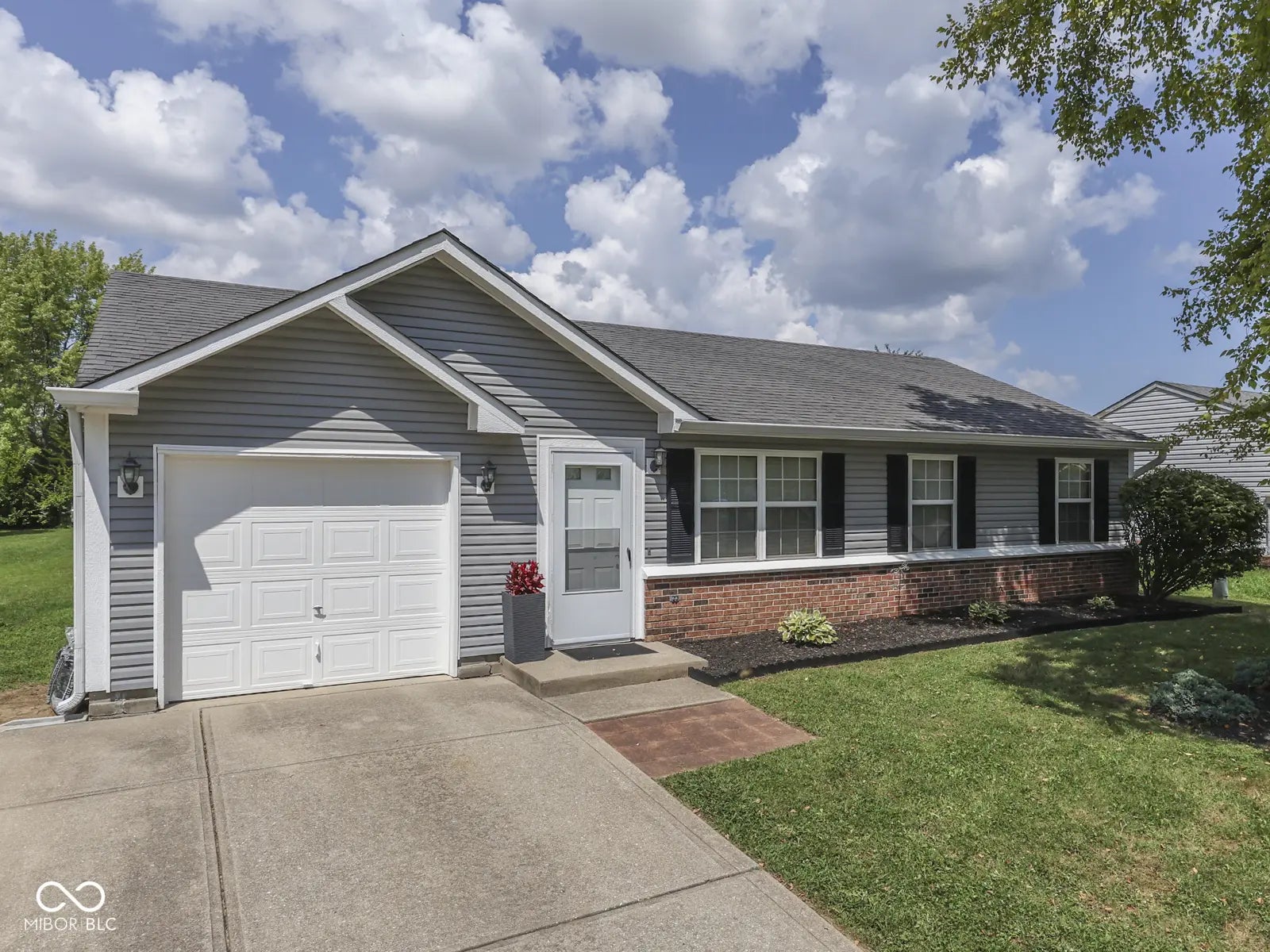 124 Meadow Creek South Drive, Whiteland