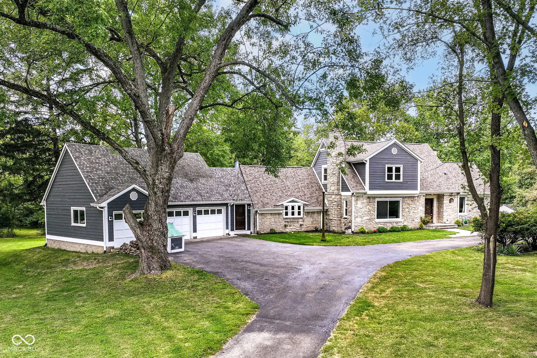7320 Highland Road, Indianapolis
