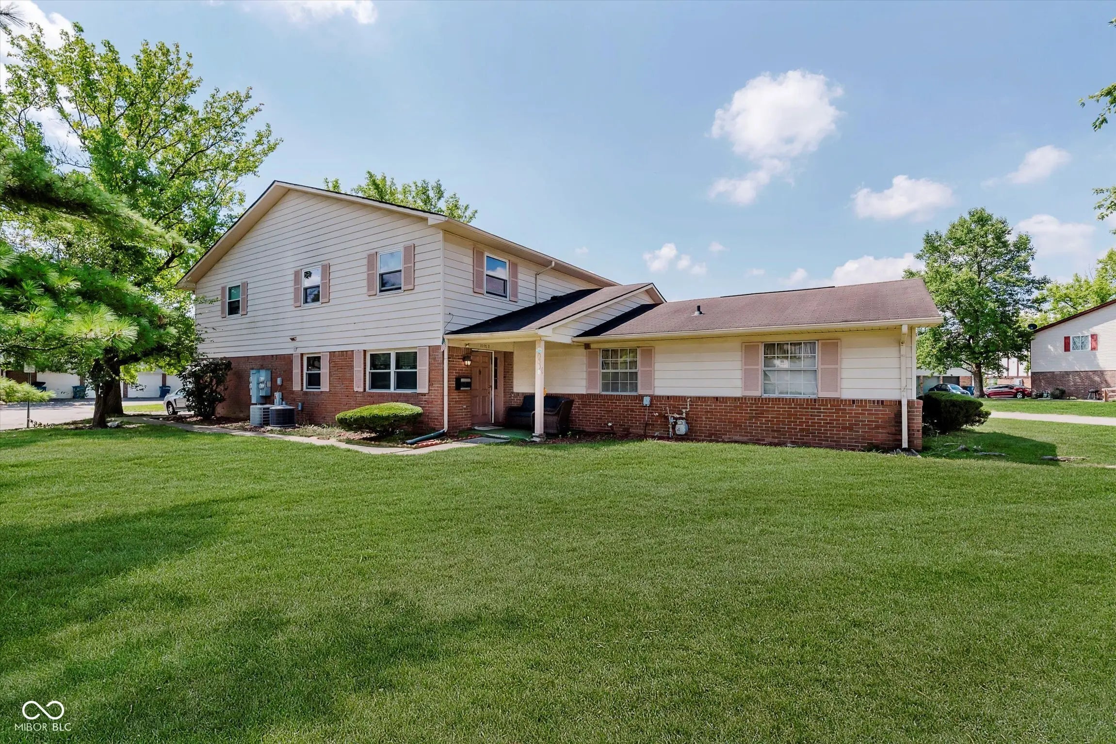 10057 Dedham Drive, Indianapolis