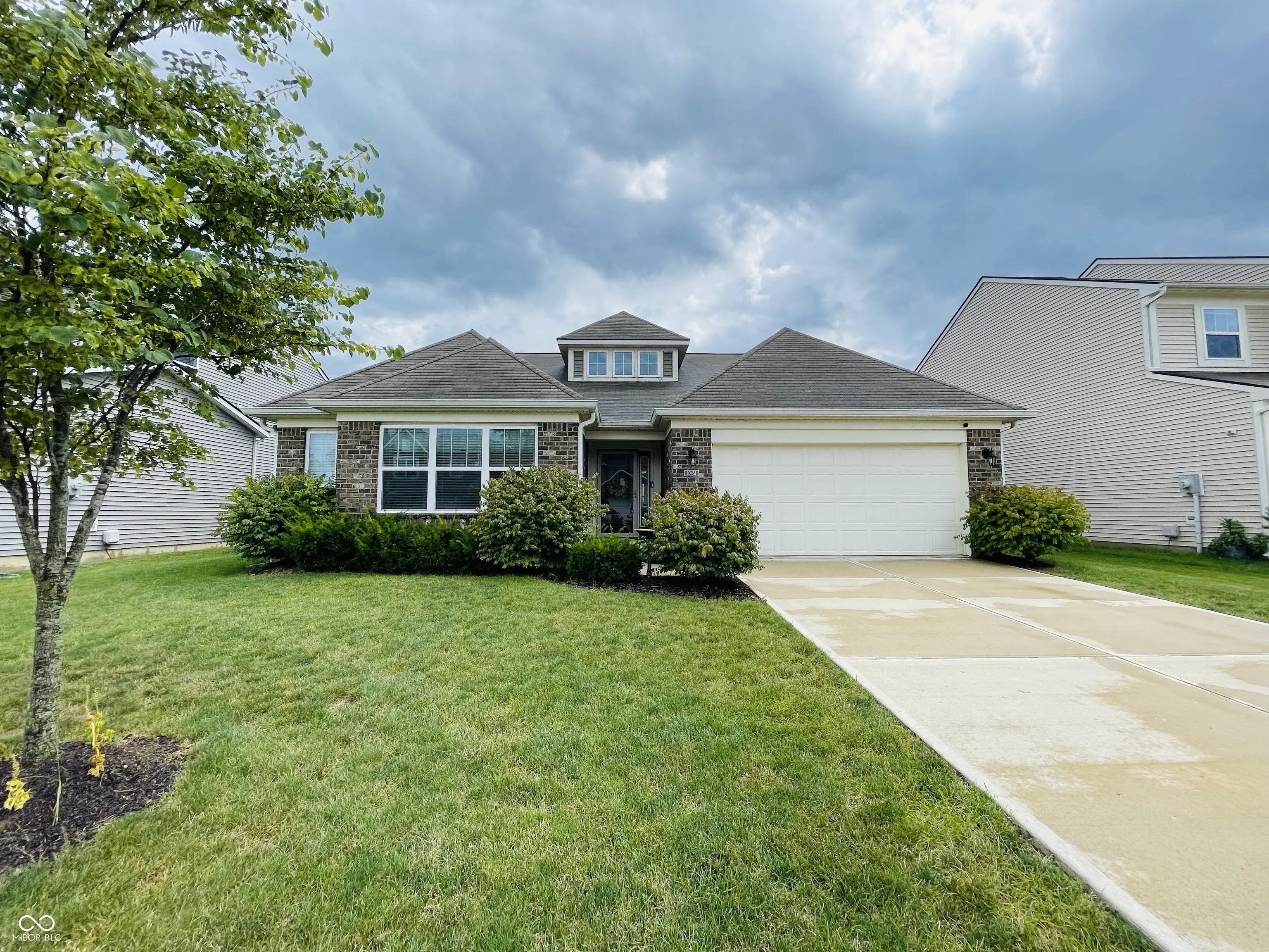 10451 Pintail Lane MLS 22056385 Hunters Crossing Estates photo 2