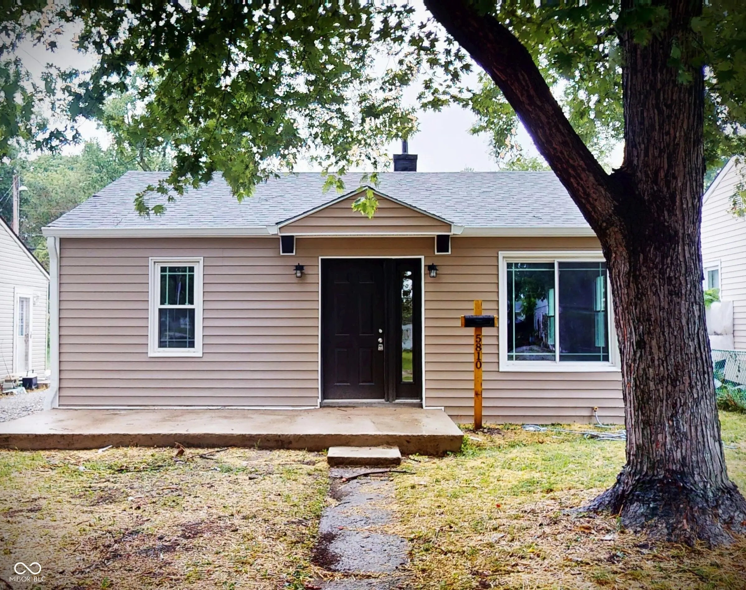 Photo of 5810 Greenfield Avenue Indianapolis, IN 46219