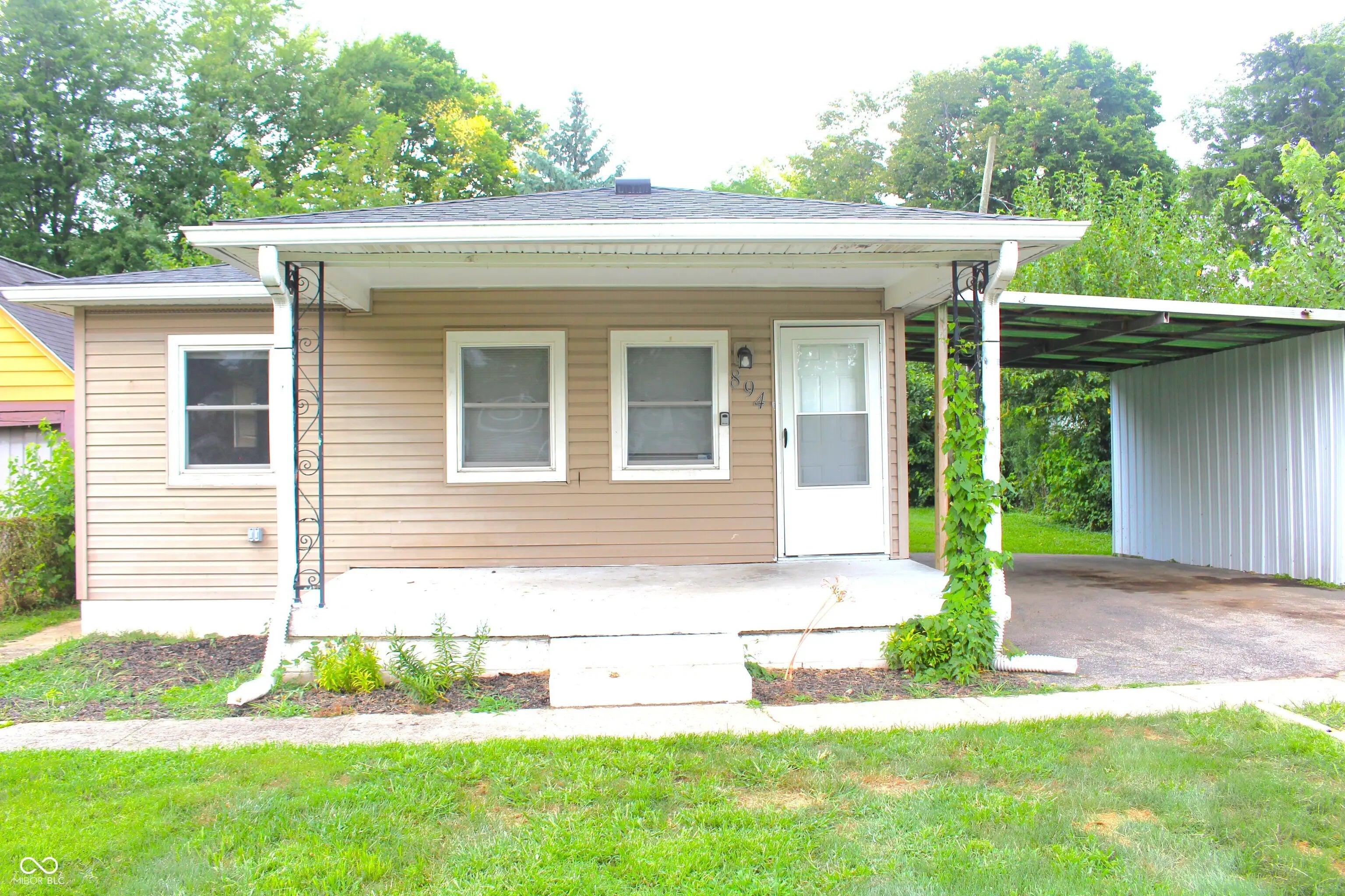 894 S Auburn Street, Indianapolis