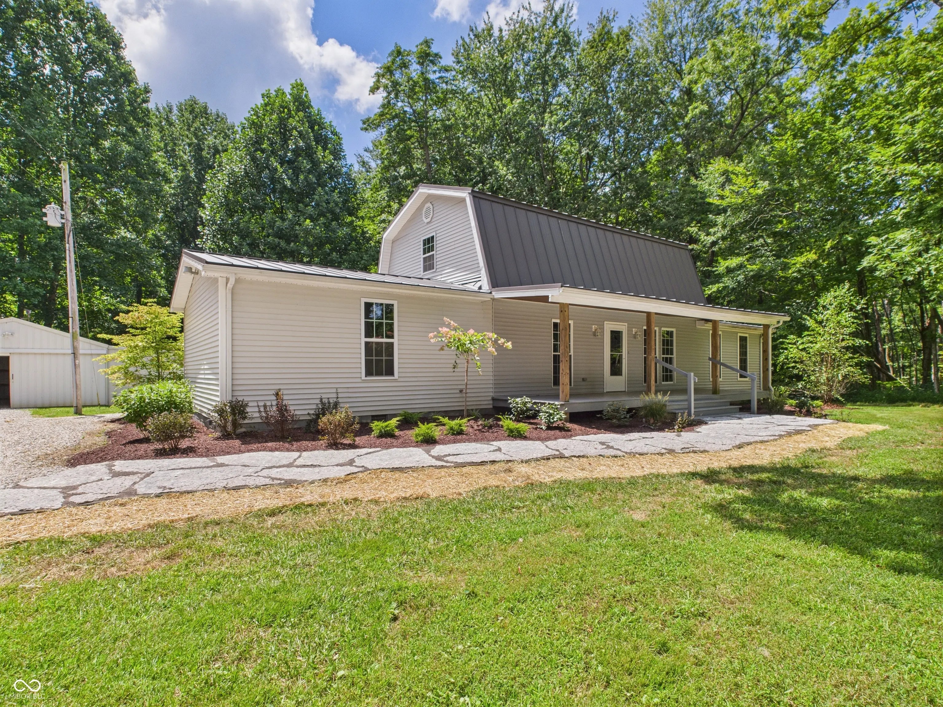 Photo of 3263 W County Road 250 S Versailles, IN 47042