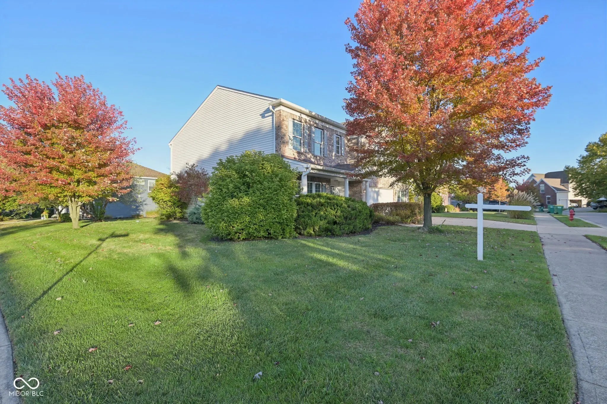 561 Plainville Drive MLS 22056508 Countryside photo 1