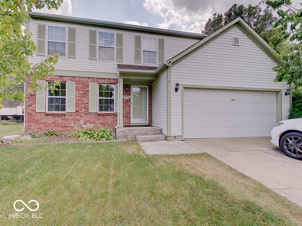 9005 Glass Chimney Lane, Fishers