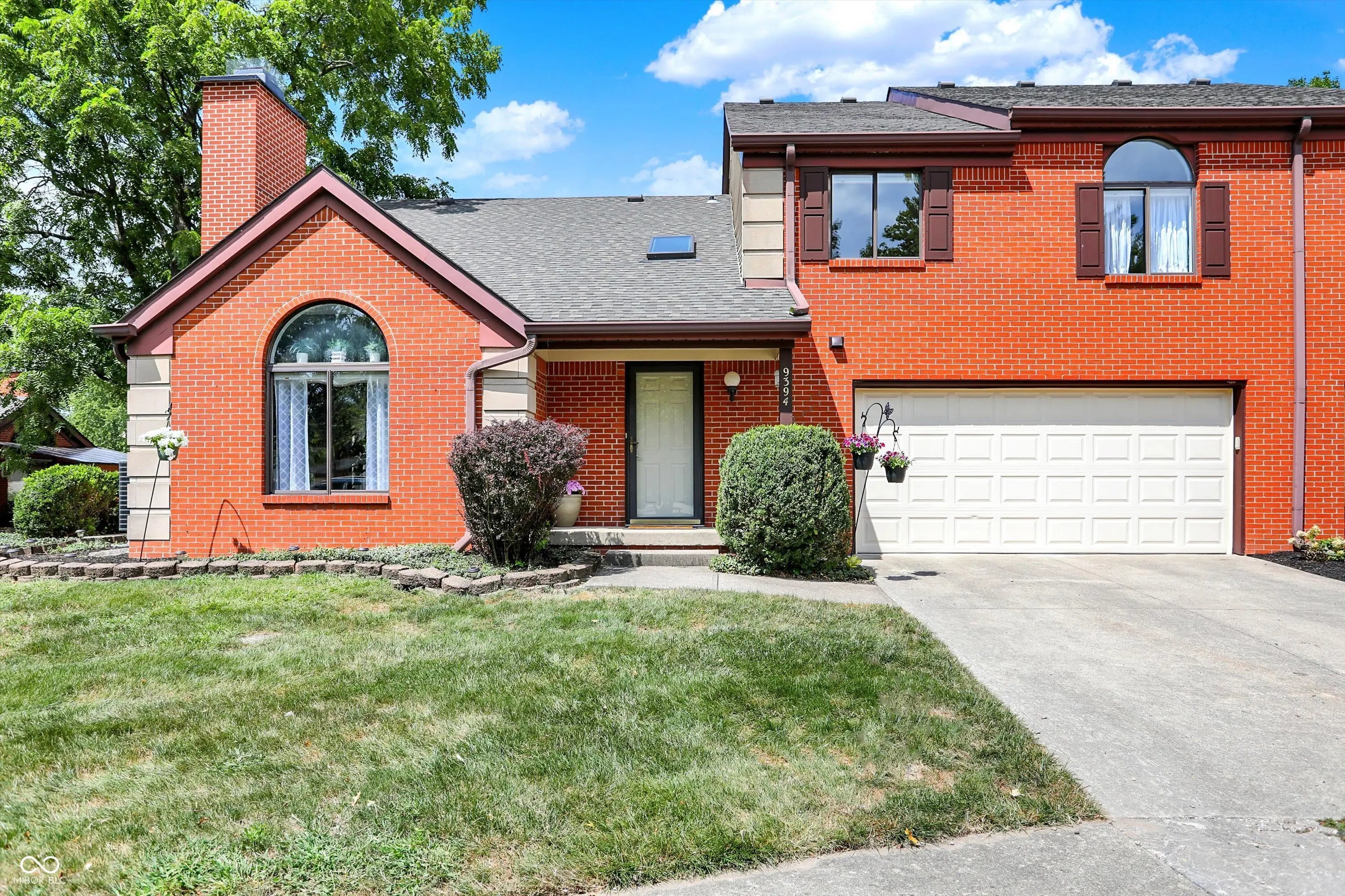 9394 Golden Leaf Way, Indianapolis