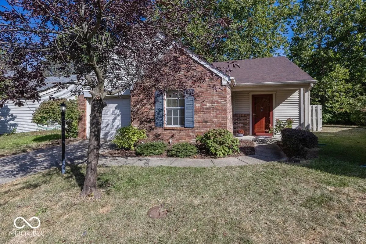 6614 Sundown Drive N, Indianapolis