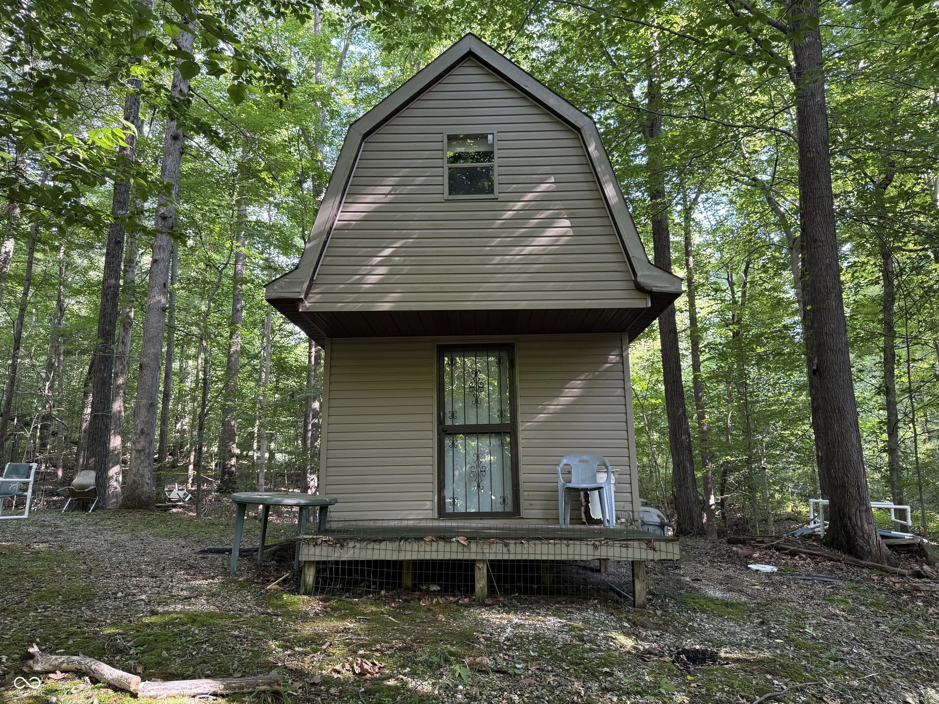 8401 Buffalo Road, Poland