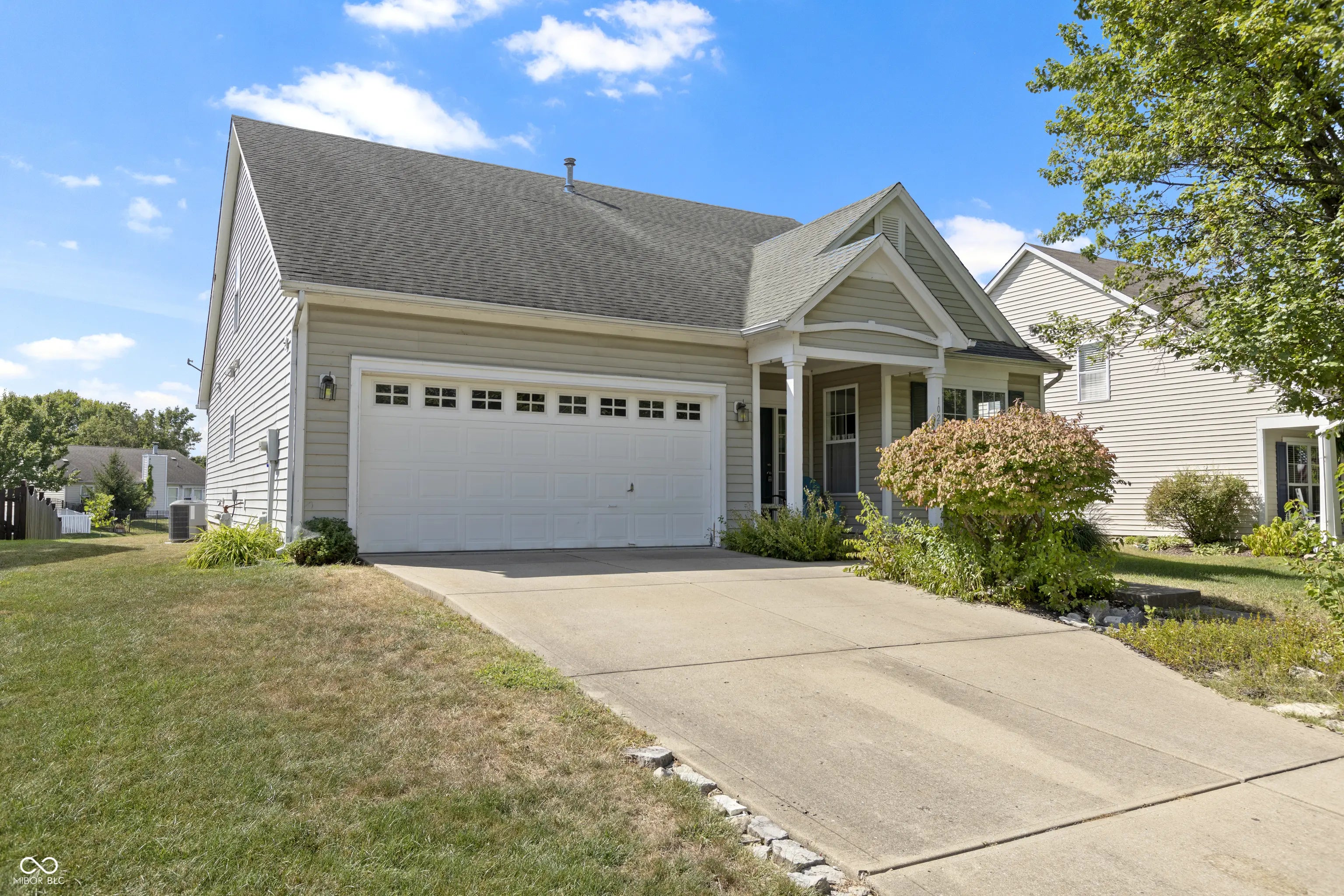10290 Glenn Abbey Lane, Fishers