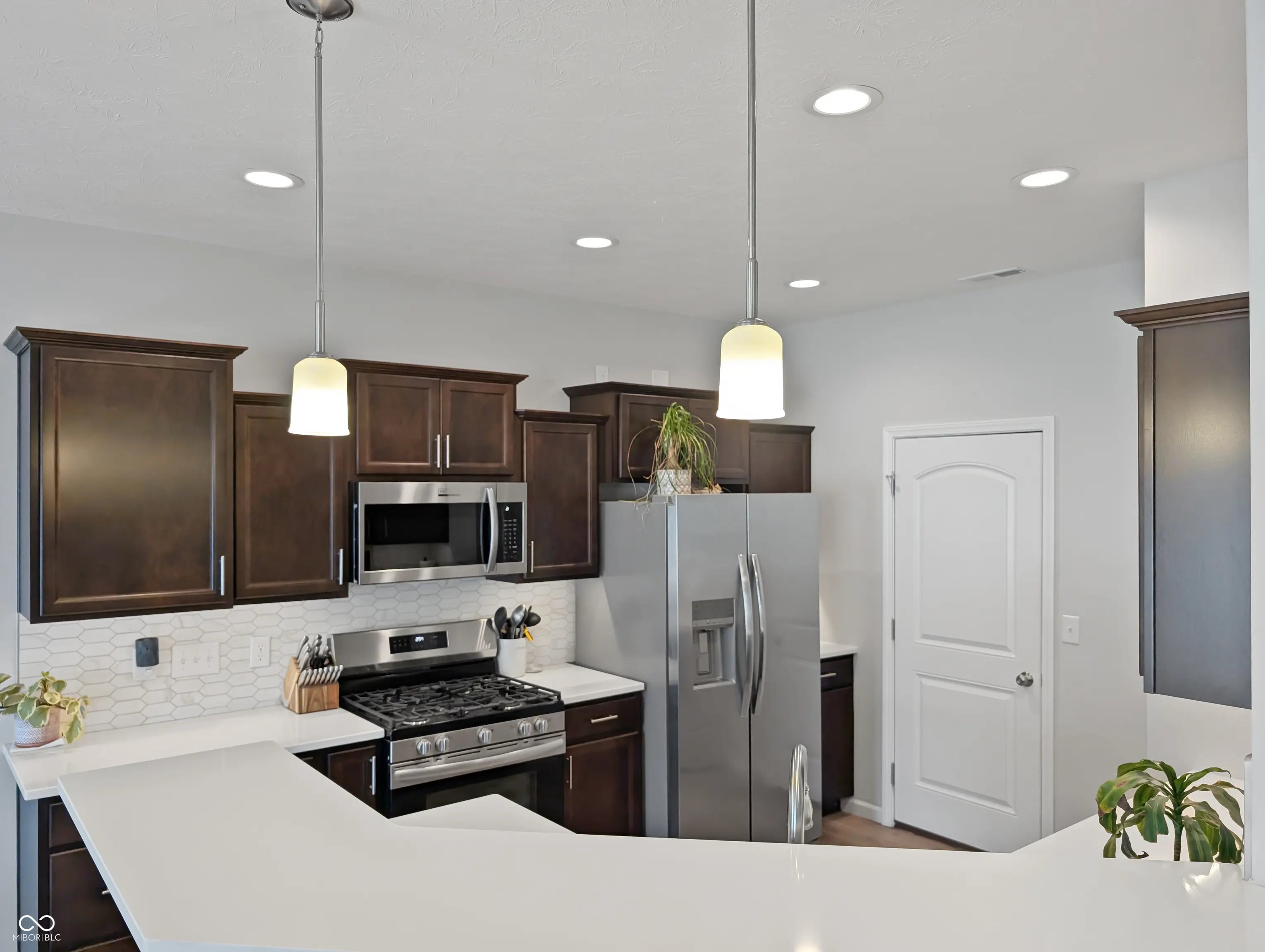 1835 Southridge Drive MLS 22056781 South Ridge photo 7