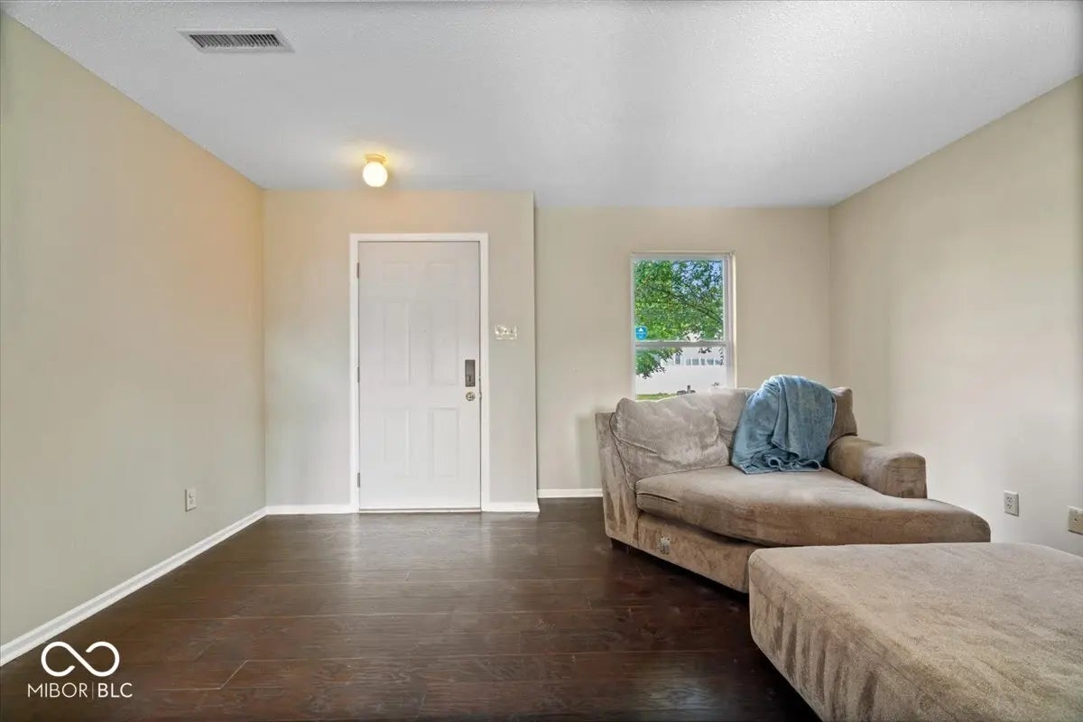 511 Tomahawk Street MLS 22056868 Sheridan Estates photo 3