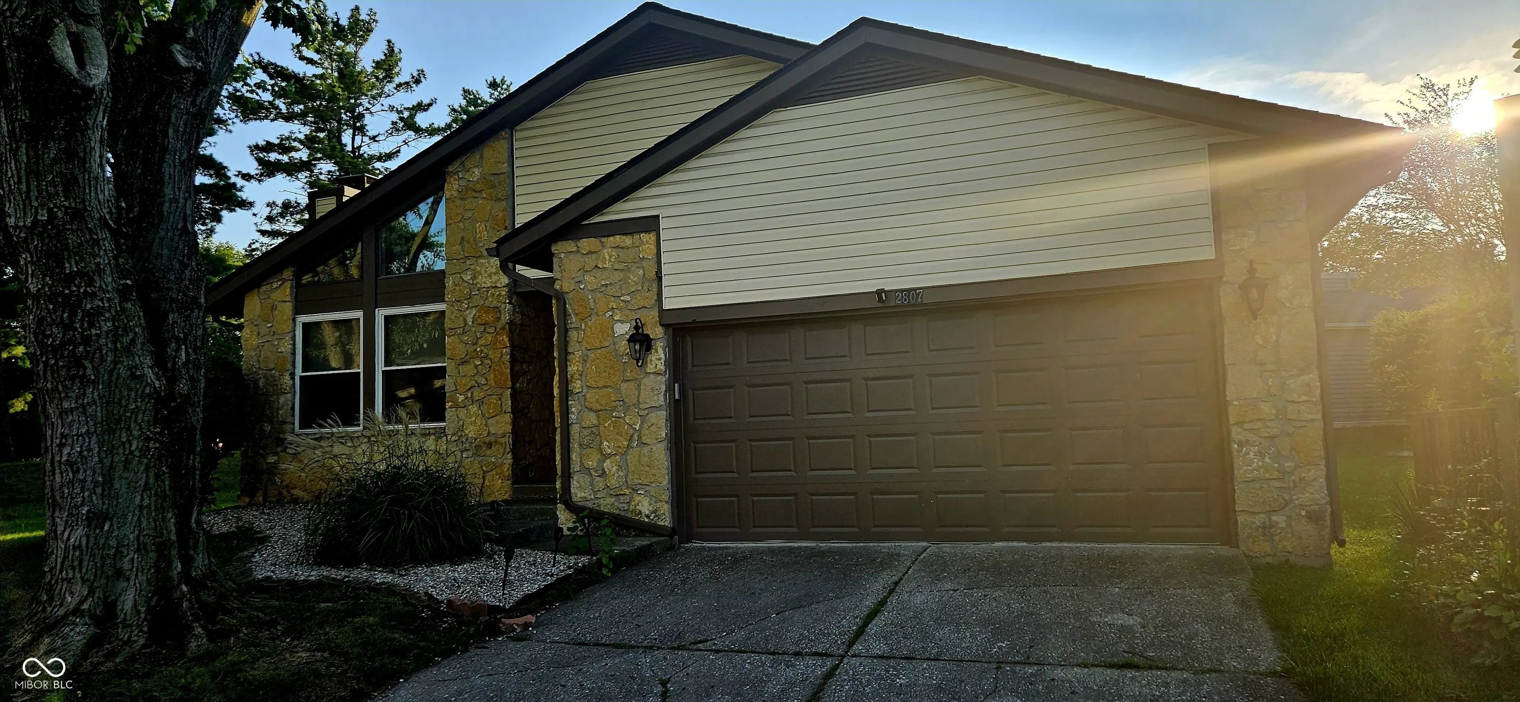Photo of 2807 Saddle Barn E Drive Indianapolis, IN 46214