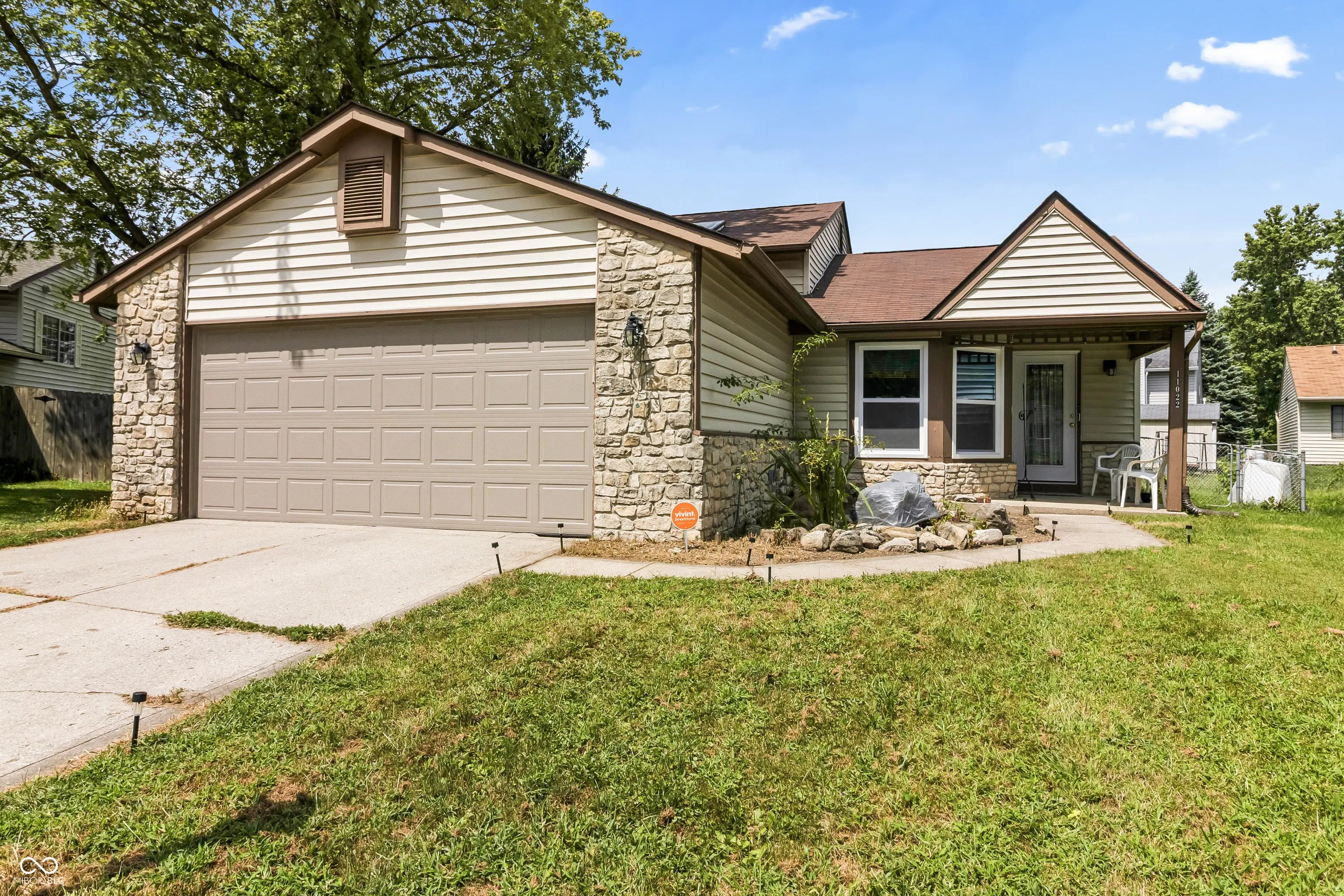 Photo of 11022 Amburg Court Indianapolis, IN 46235