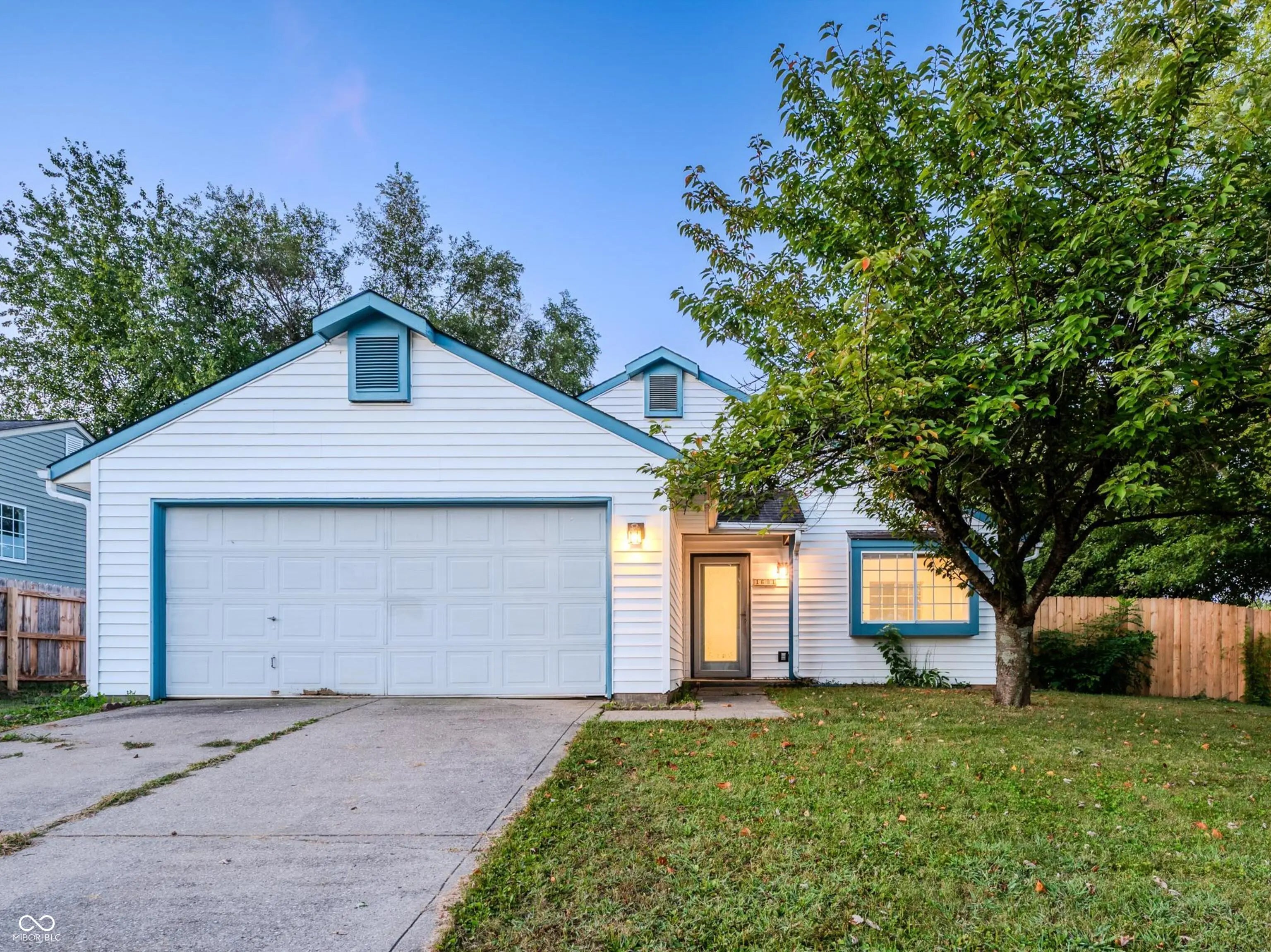 Photo of 1691 Wrenwood Drive Columbus, IN 47201