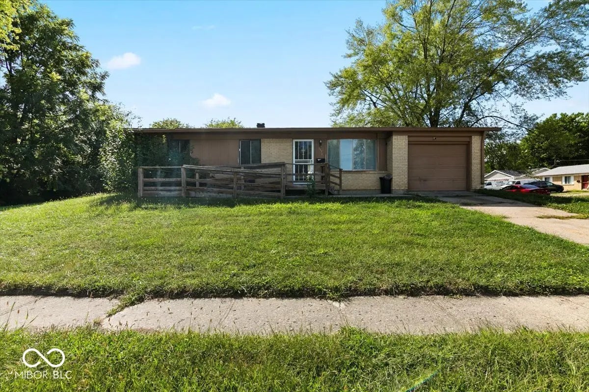Photo of 3976 Marseille Road Indianapolis, IN 46226
