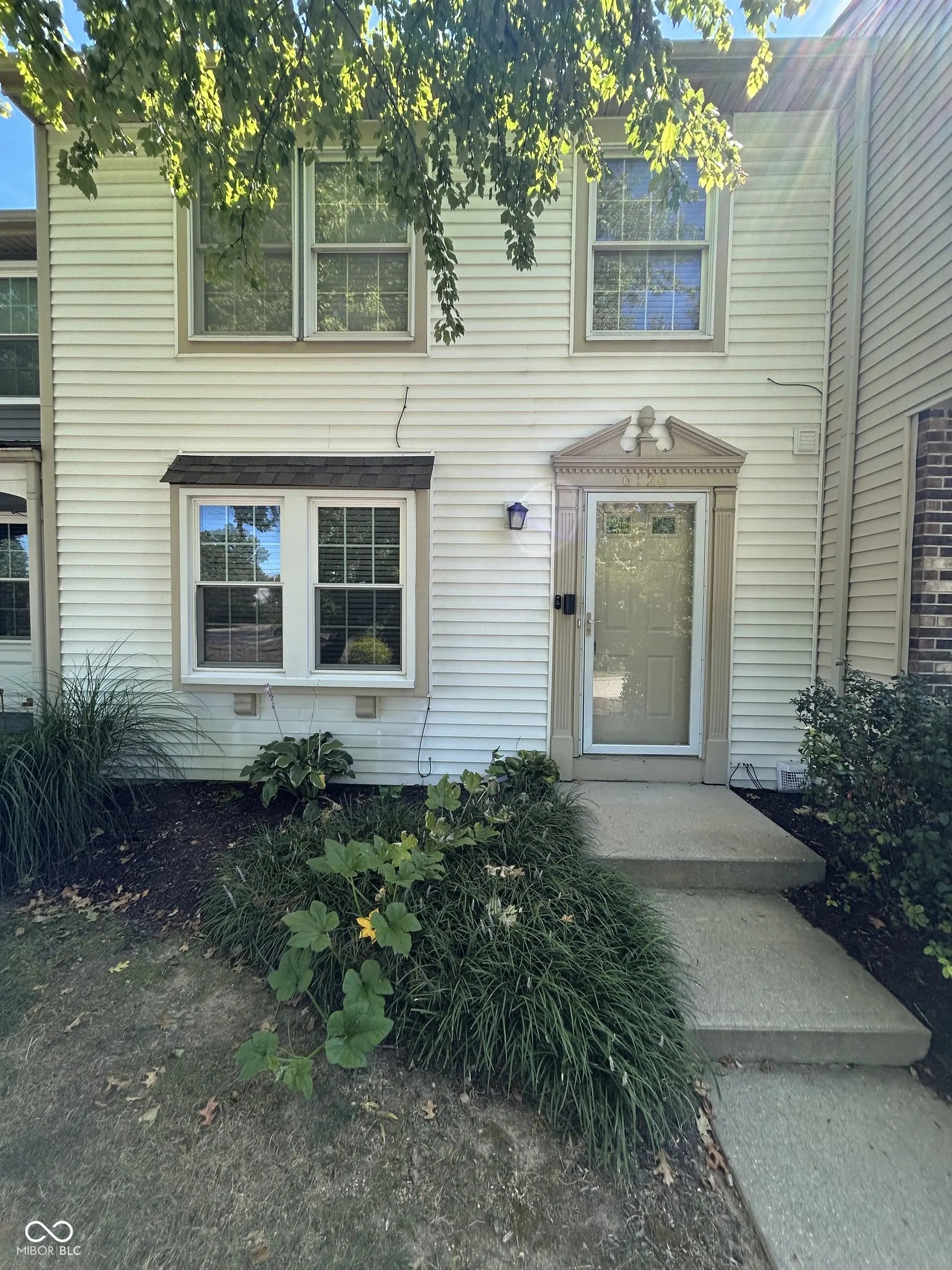 6126 E 96th Place, Indianapolis