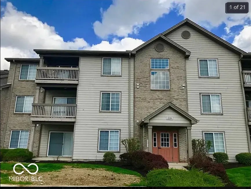 239 Legends Creek Way 101, Indianapolis
