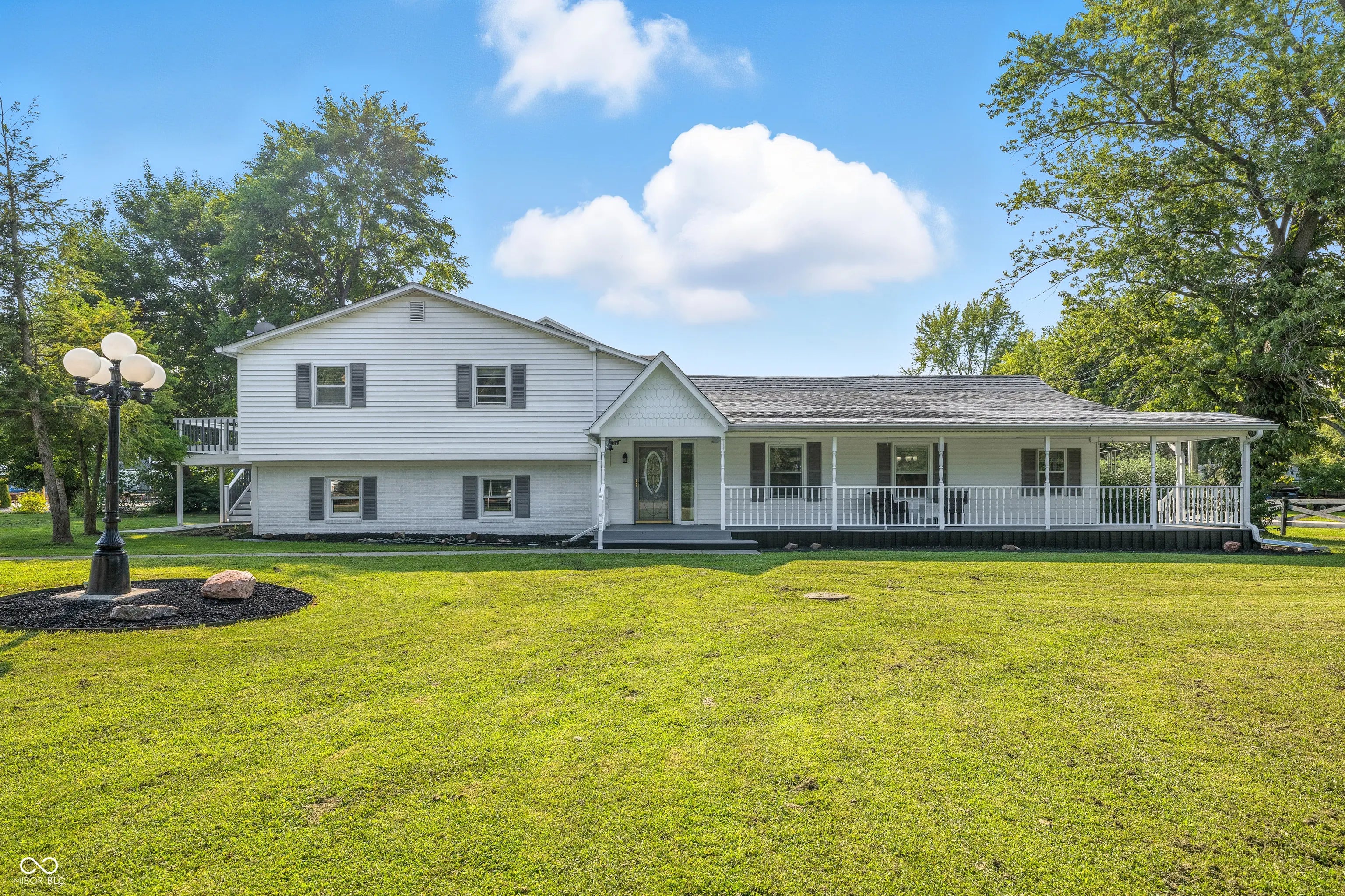 6125 E Edgewood Avenue, Indianapolis