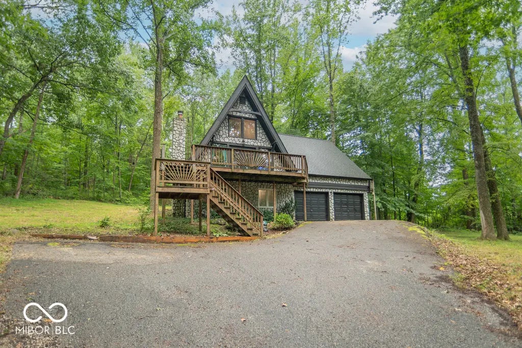 4523 E Parkwood Drive, Martinsville