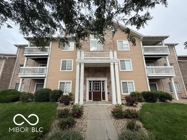 6519 Jade Stream Court 310, Indianapolis