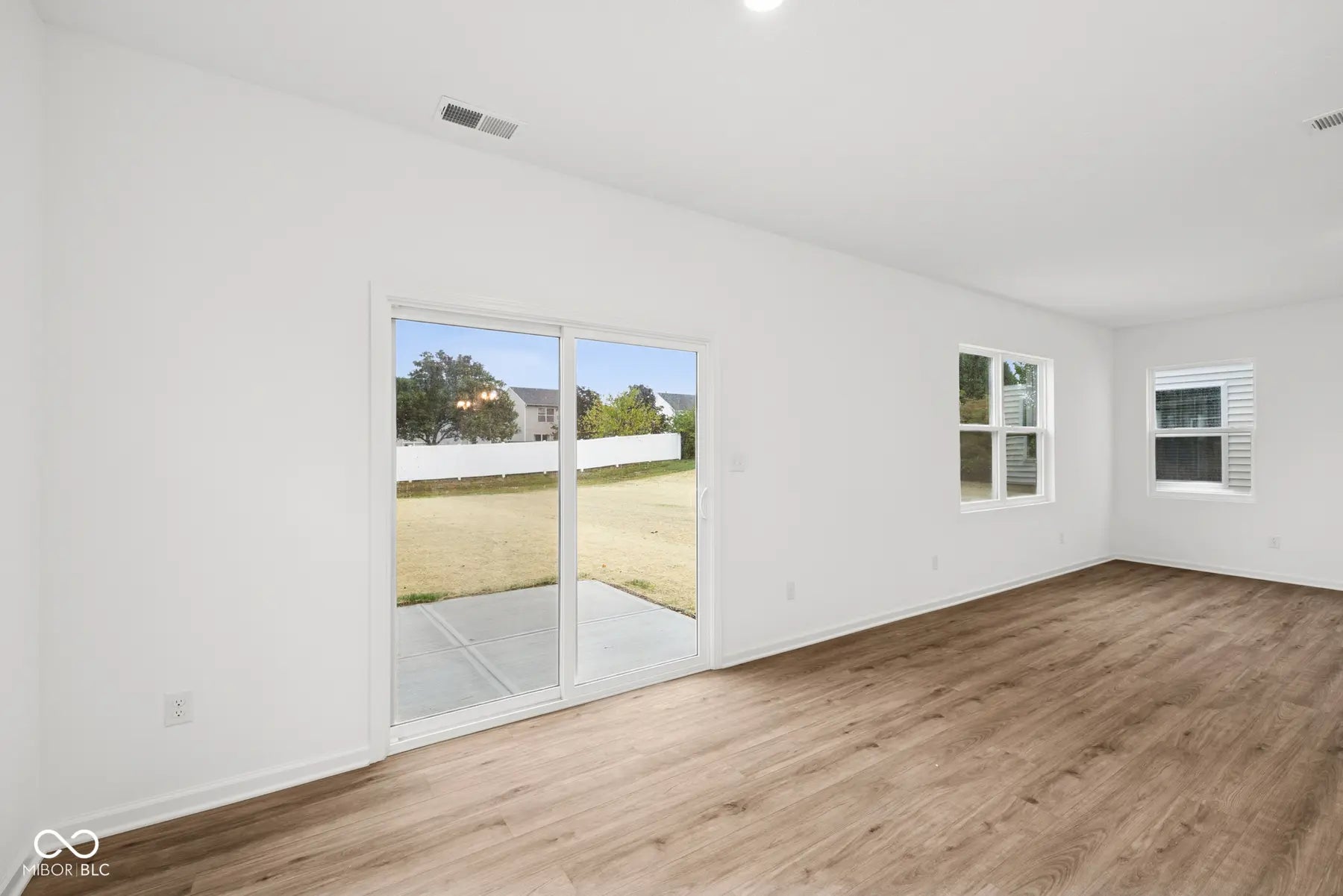 5215 Rolling Meadow Boulevard MLS 22057658 Belmont photo 0