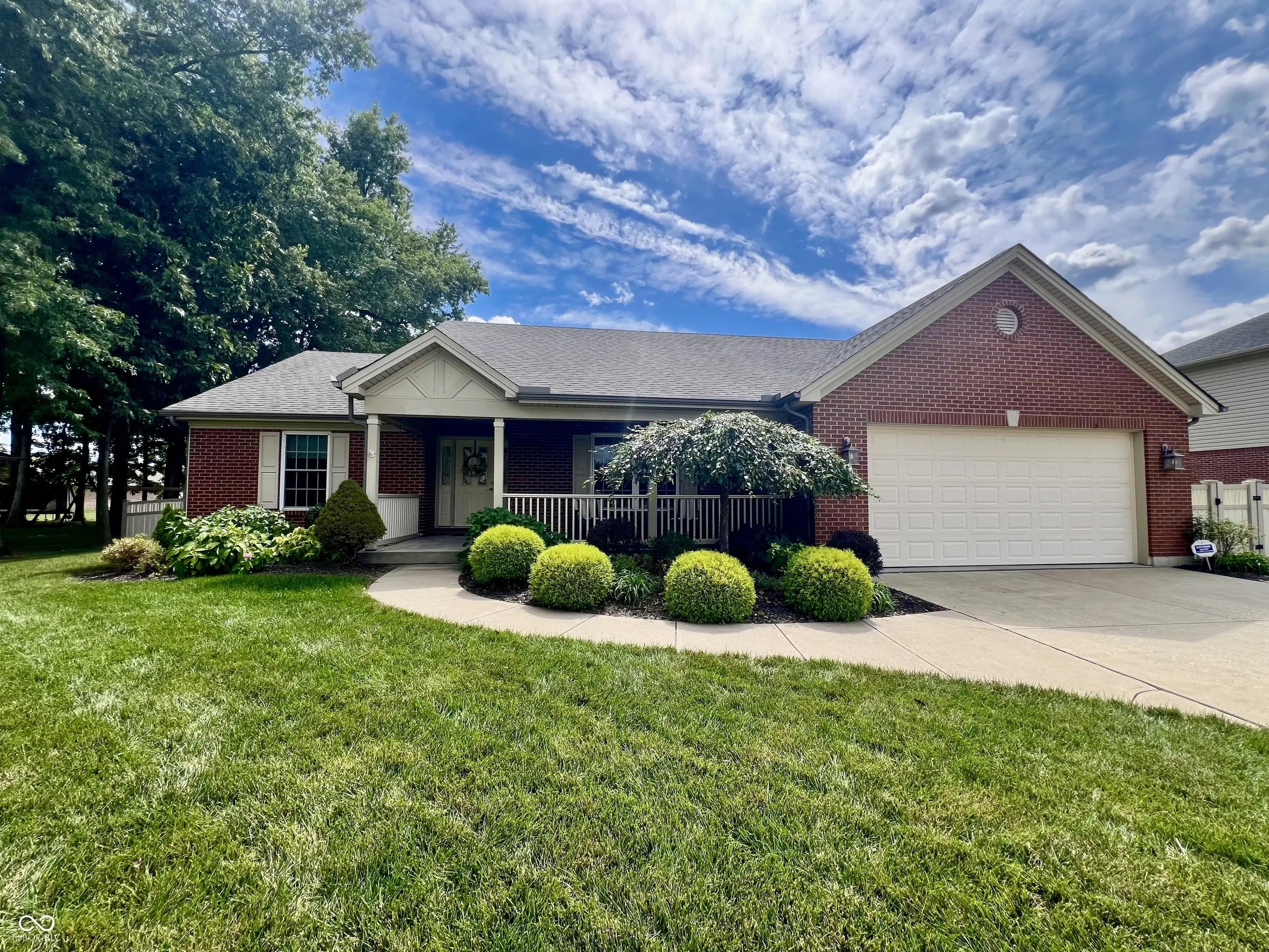 381 Woodside Court, Batesville
