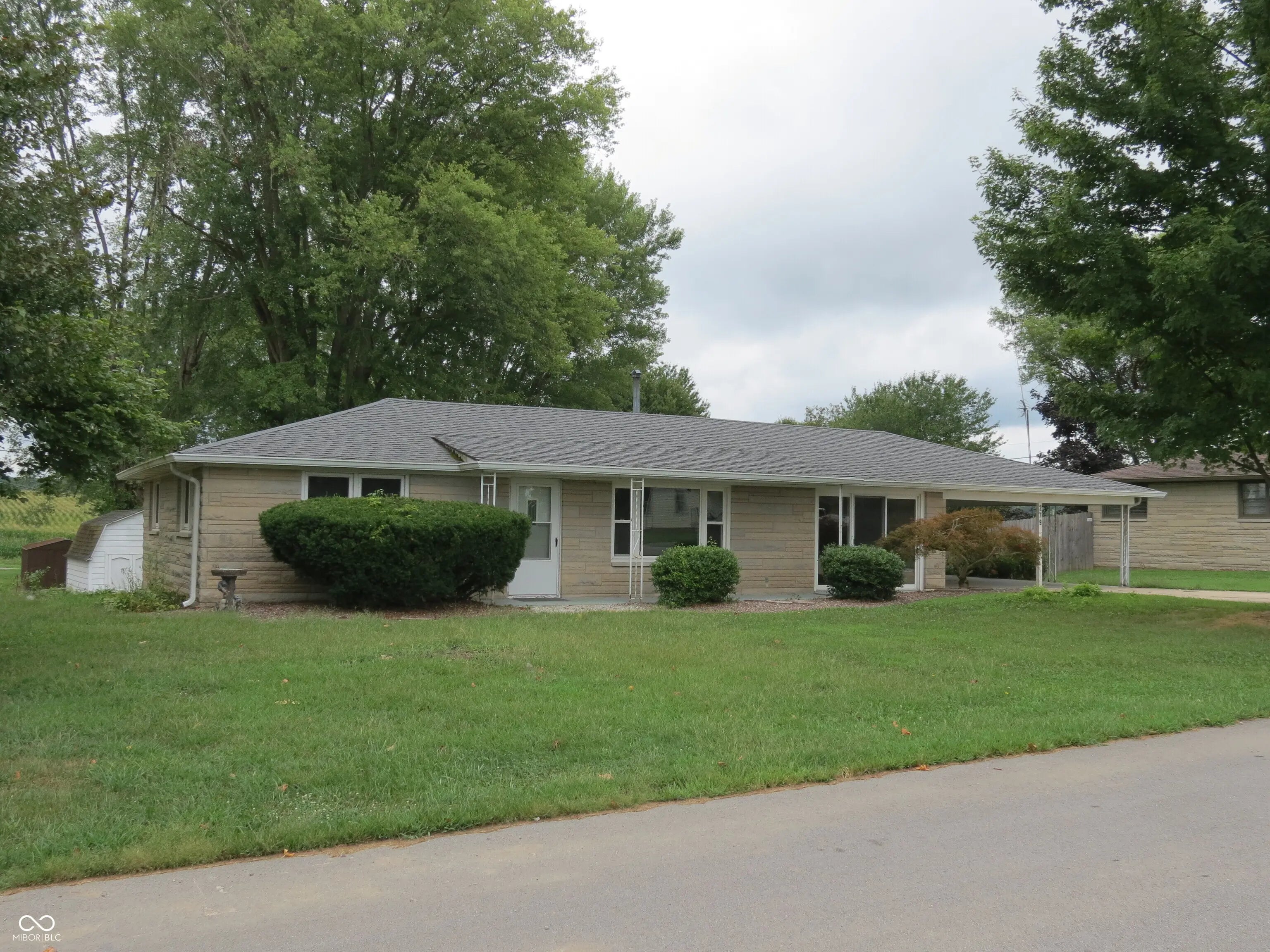 279 Arnold Street MLS 22058150 Zooks photo 4