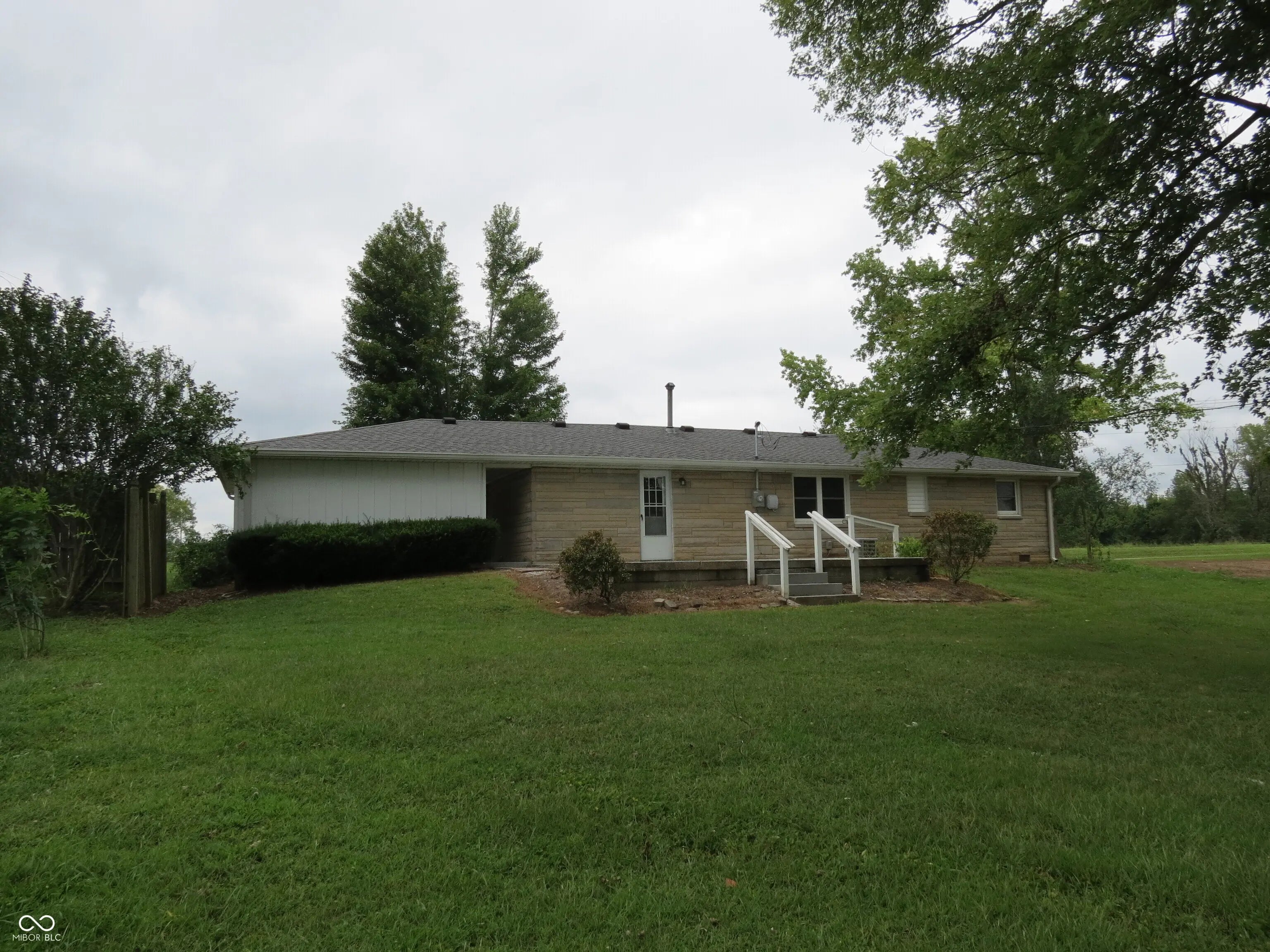 279 Arnold Street MLS 22058150 Zooks photo 8