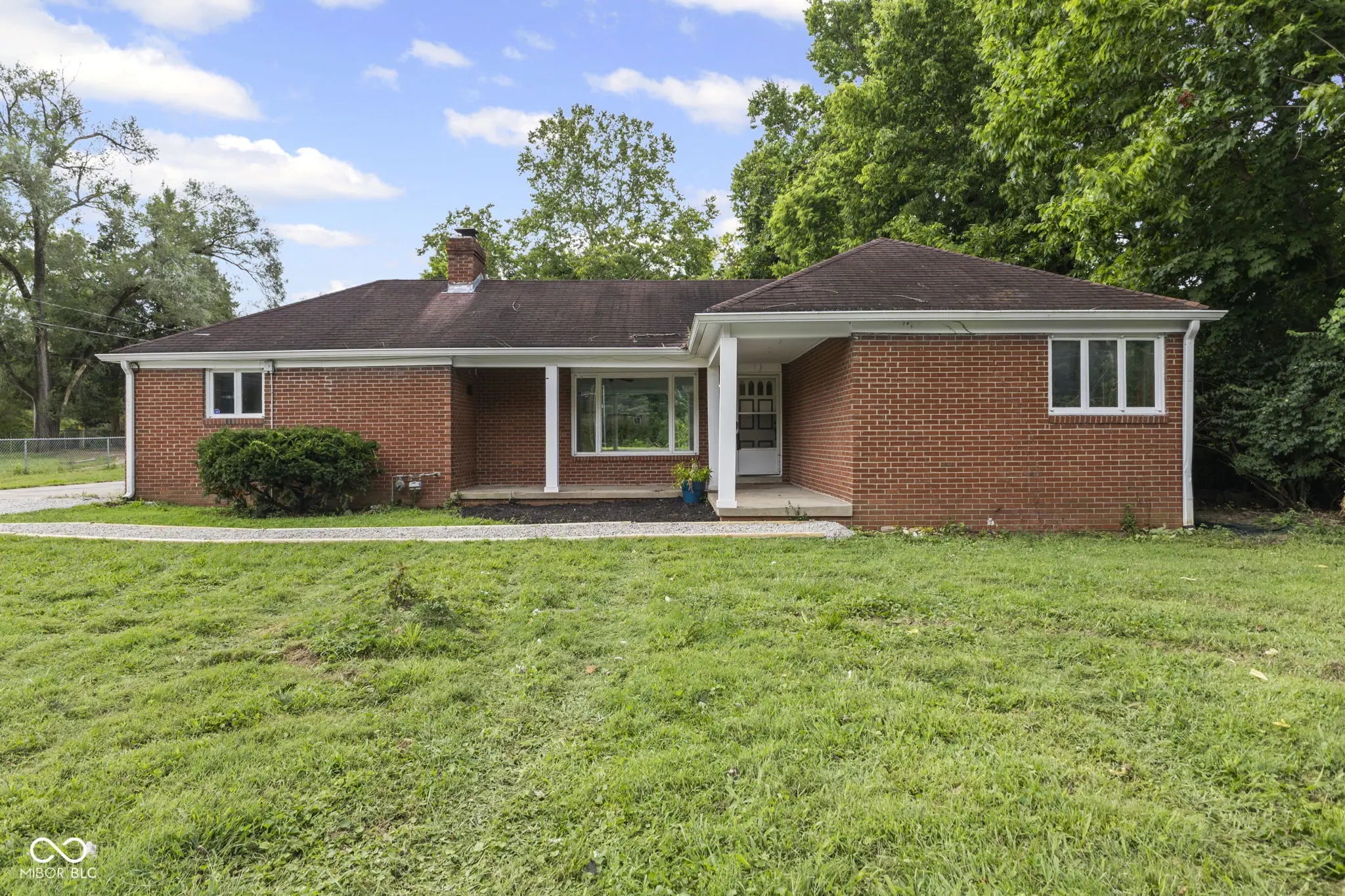 4245 W County Line Road, Greenwood