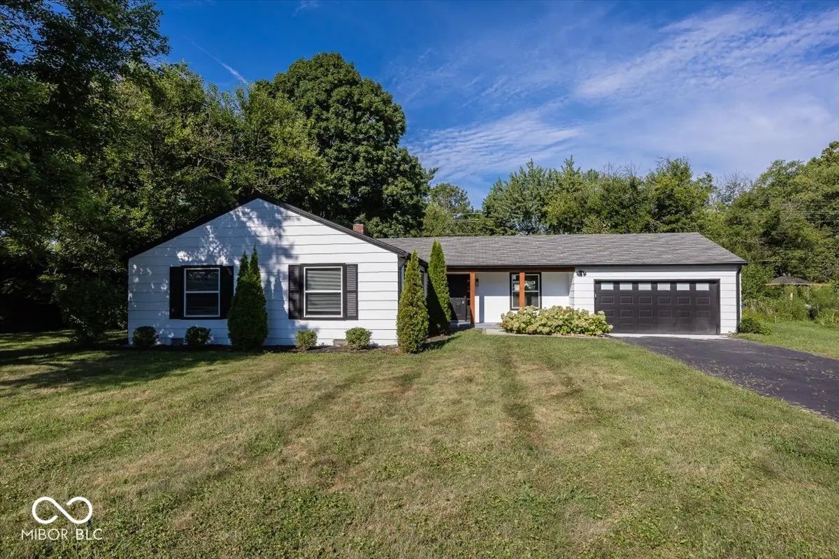 8650 Holliday Drive, Indianapolis