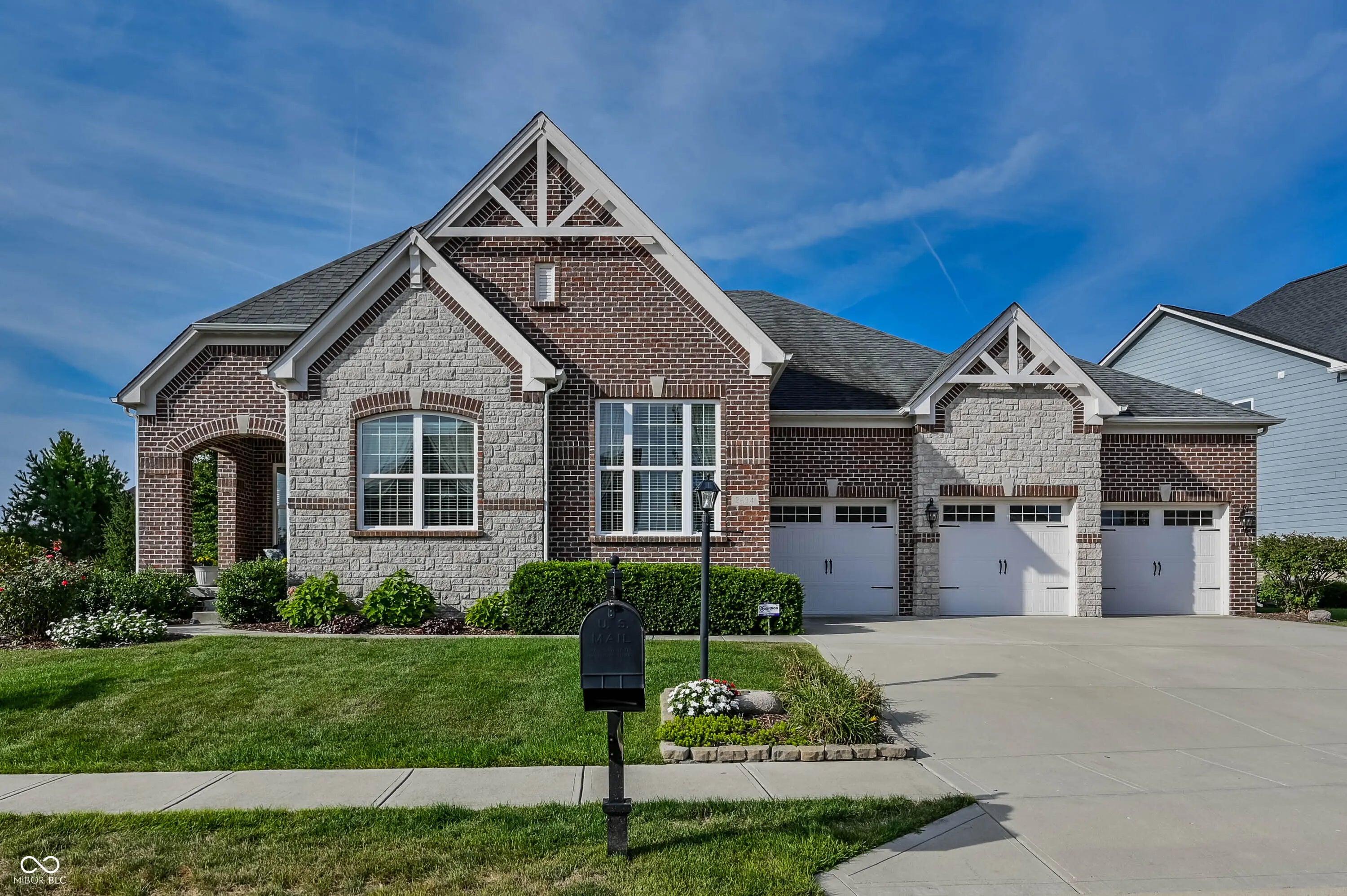 2694 E High Grove Circle, Zionsville