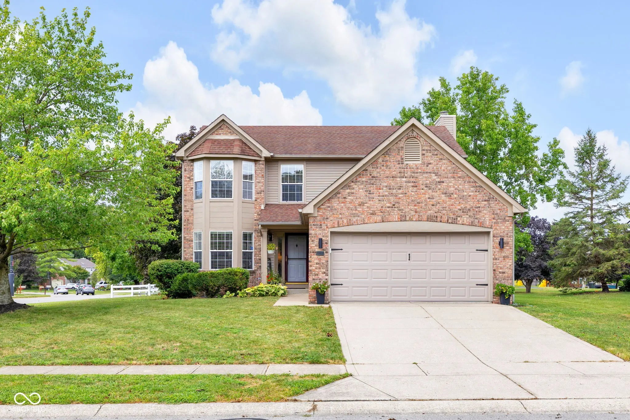 6255 Valleyview Drive, Fishers