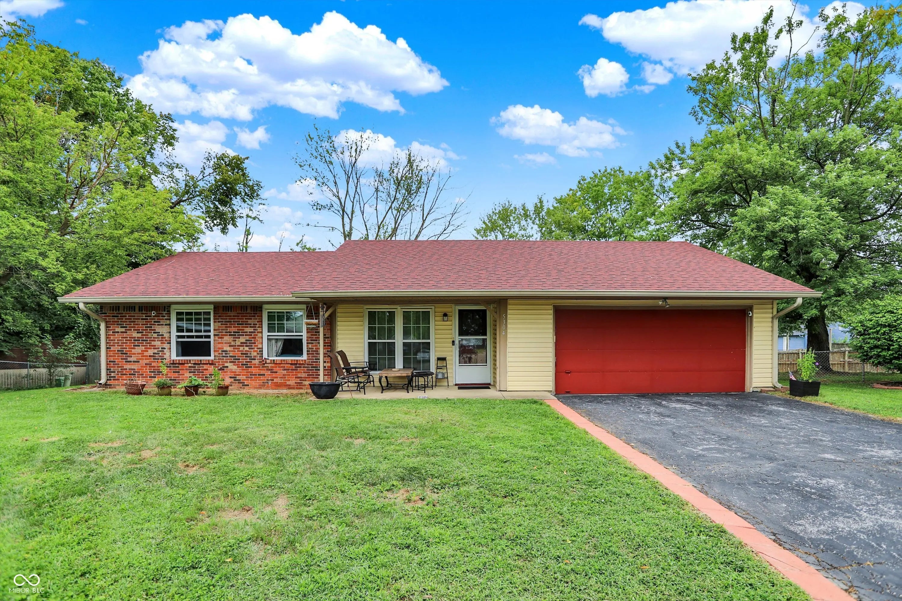 5304 Wagon Wheel Court, Indianapolis