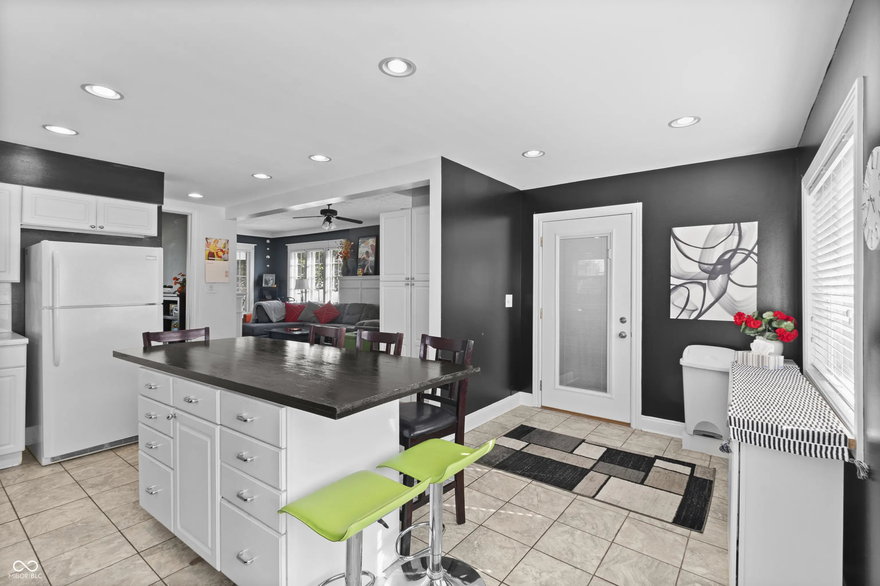 1115 N Main Street MLS 22058444 T Abercrombies photo 15