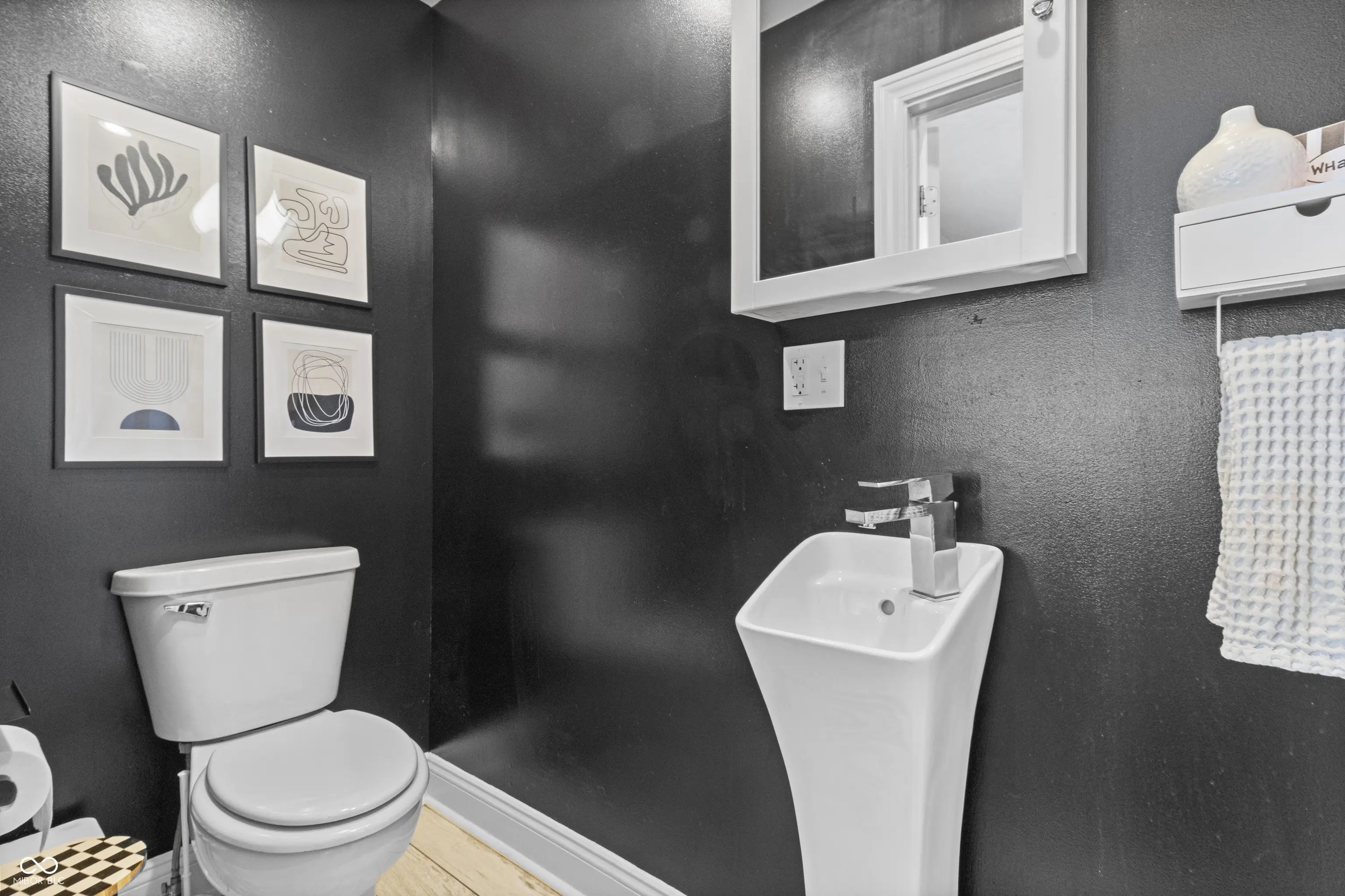 1115 N Main Street MLS 22058444 T Abercrombies photo 7