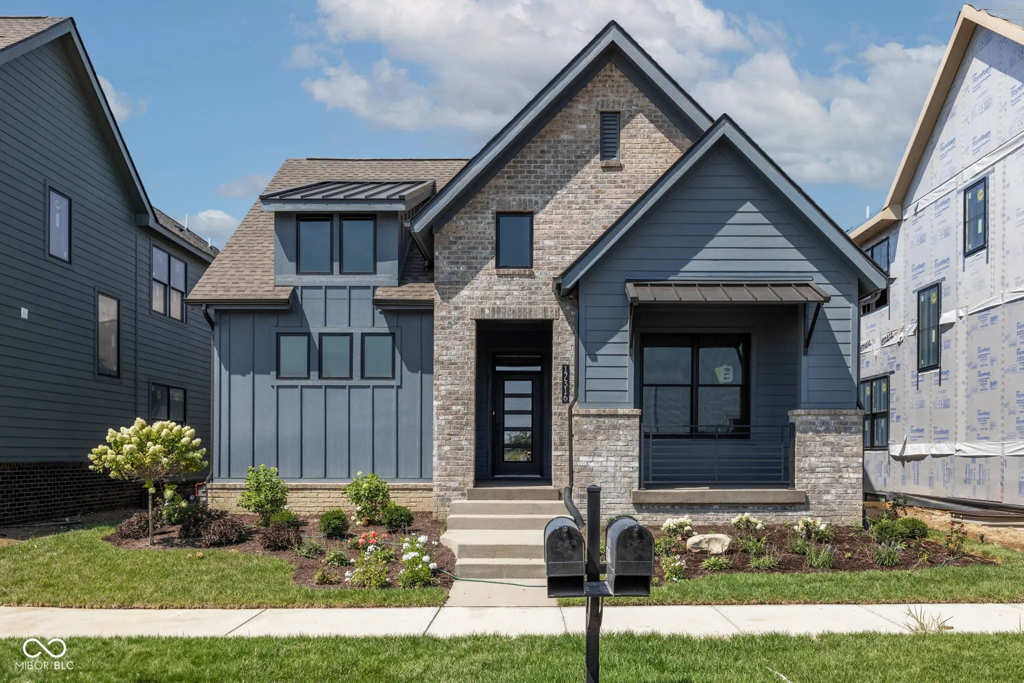 17316 Newton Main Street, Westfield