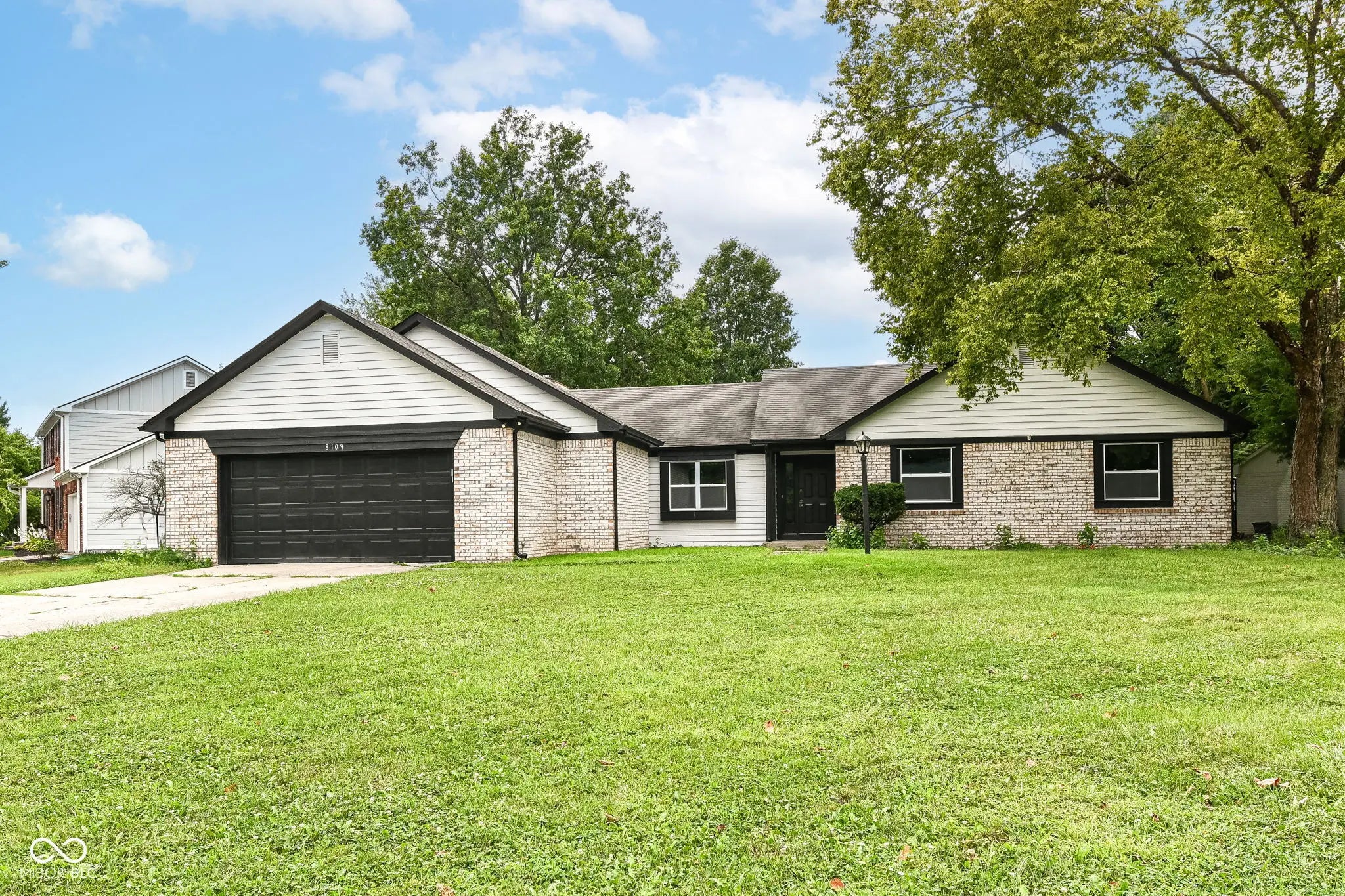 8109 Castle Cove Road, Indianapolis