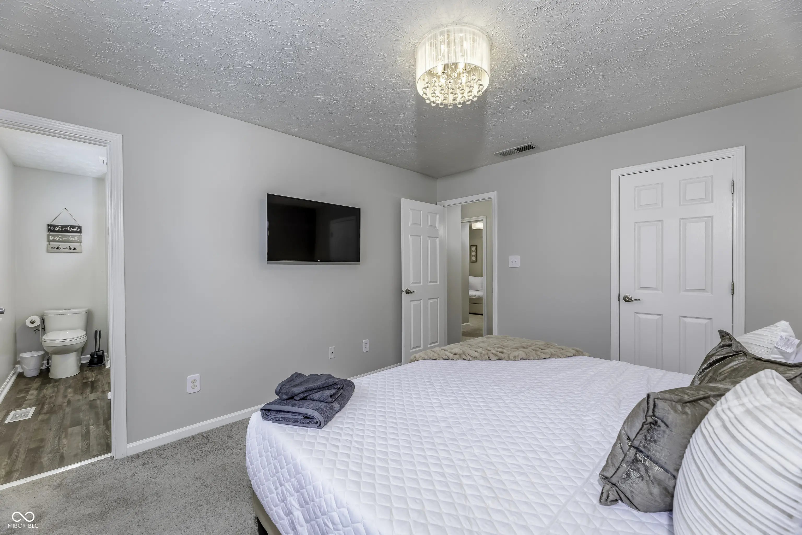 7703 Janel Court MLS 22058660 Southern Lakes Estate photo 14